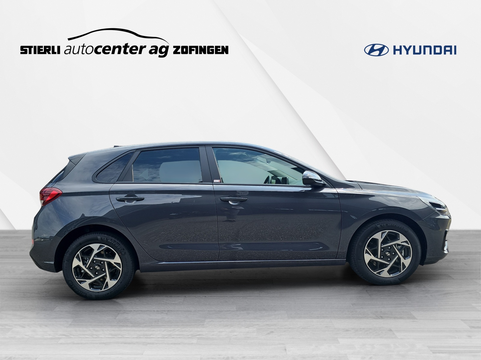 HYUNDAI i30 1.5 T-GDi Amplia-image-3