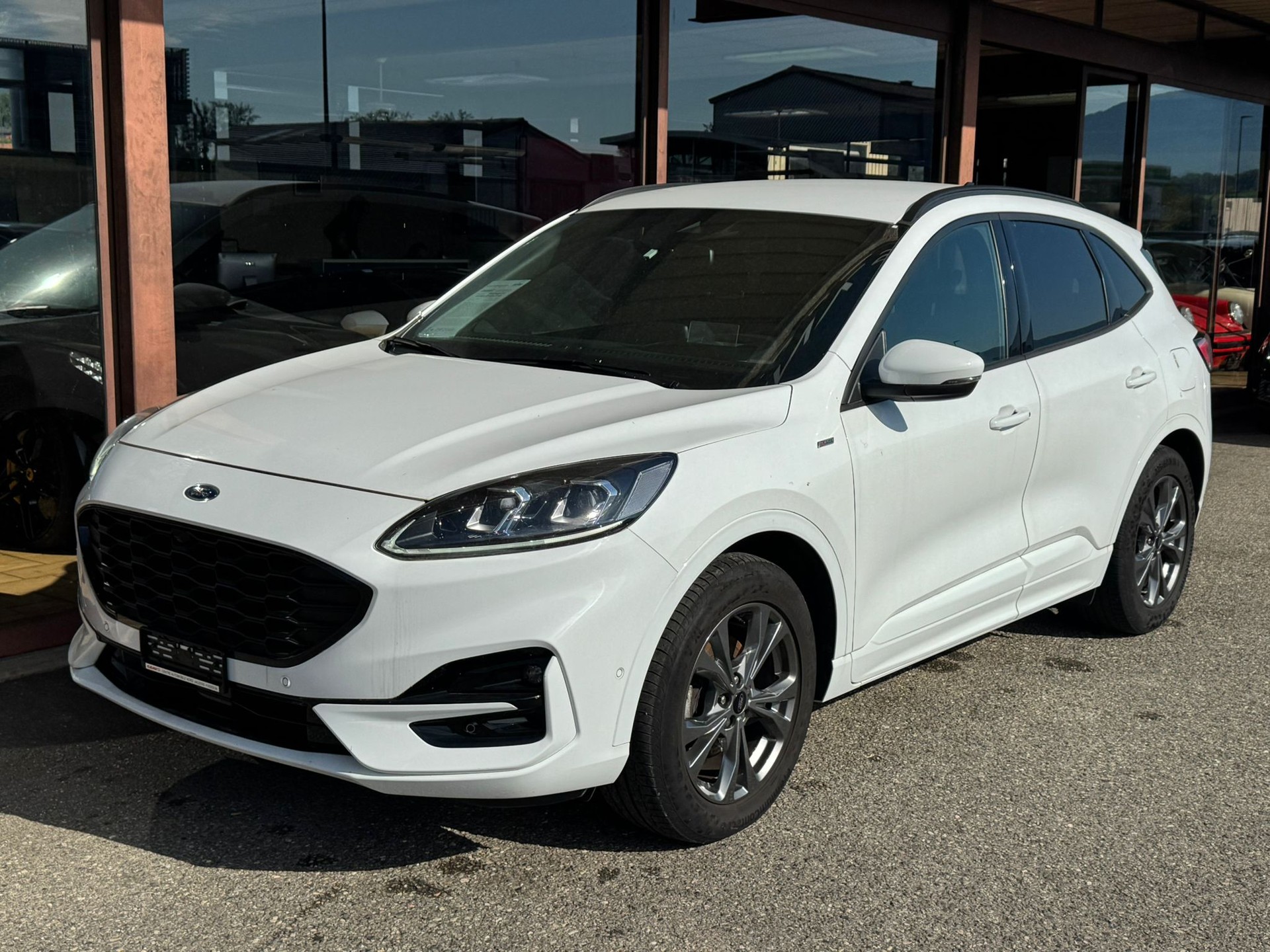FORD Kuga 2.0 TDCi EcoBlue ST-Line 4WD Automat-image-1