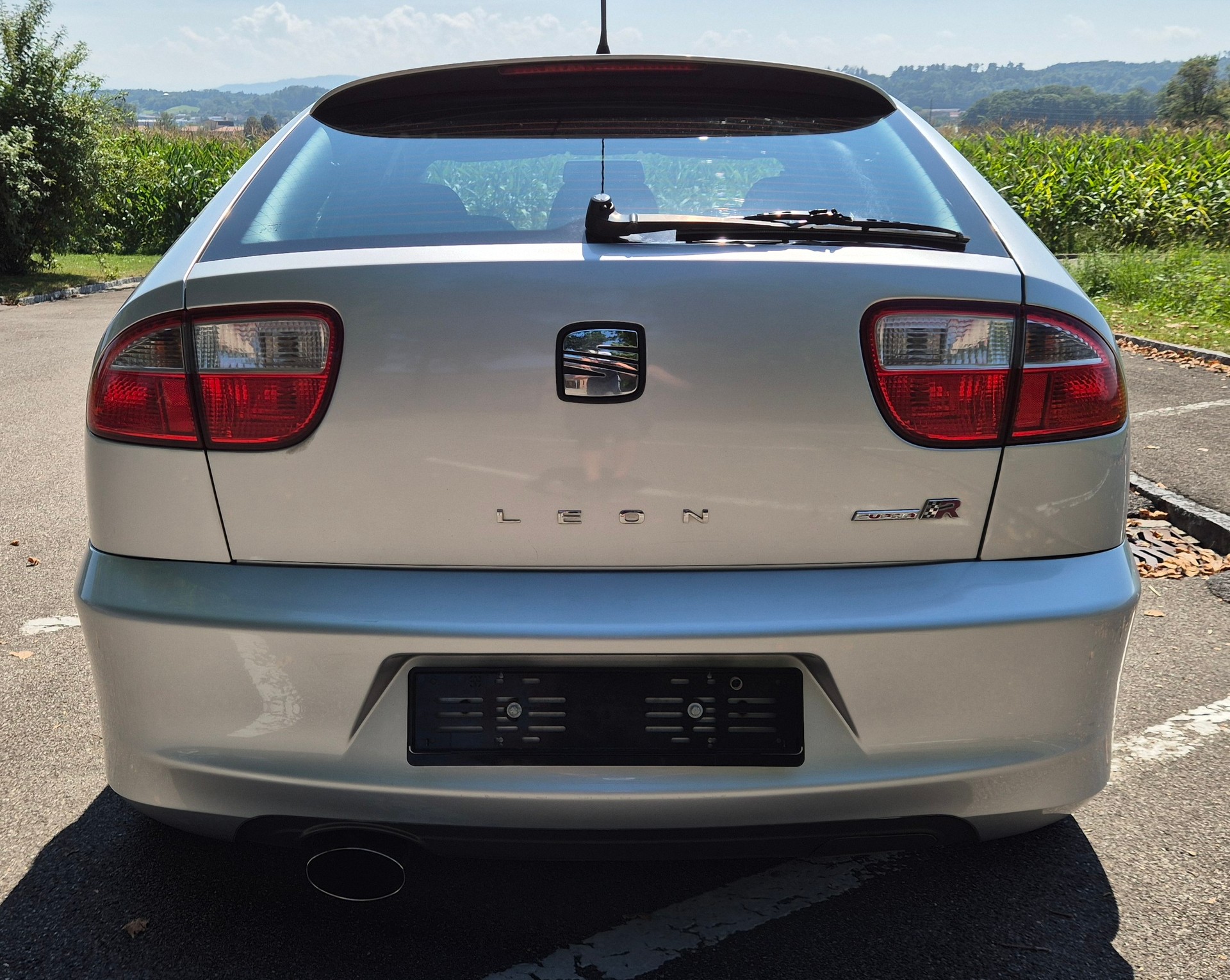 SEAT Leon 1.8 T Cupra R-image-4