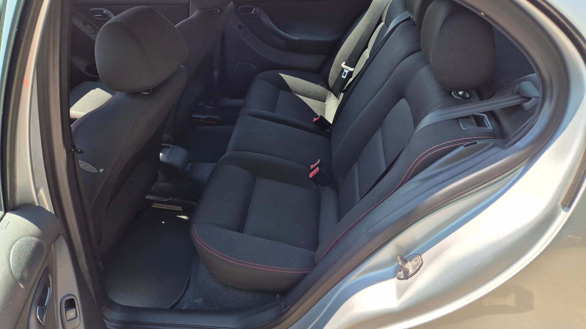 SEAT Leon 1.8 T Cupra R-image-6