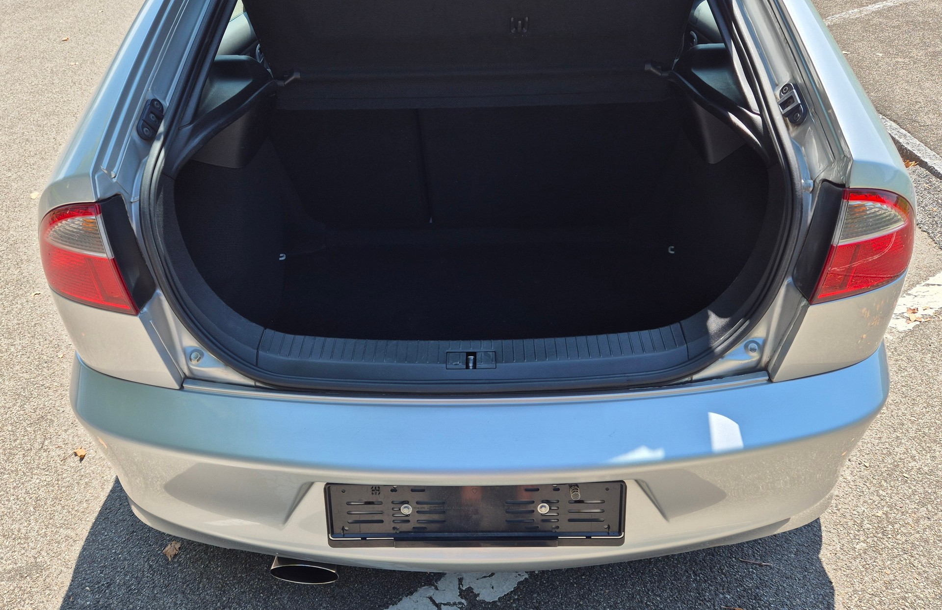 SEAT Leon 1.8 T Cupra R-image-9