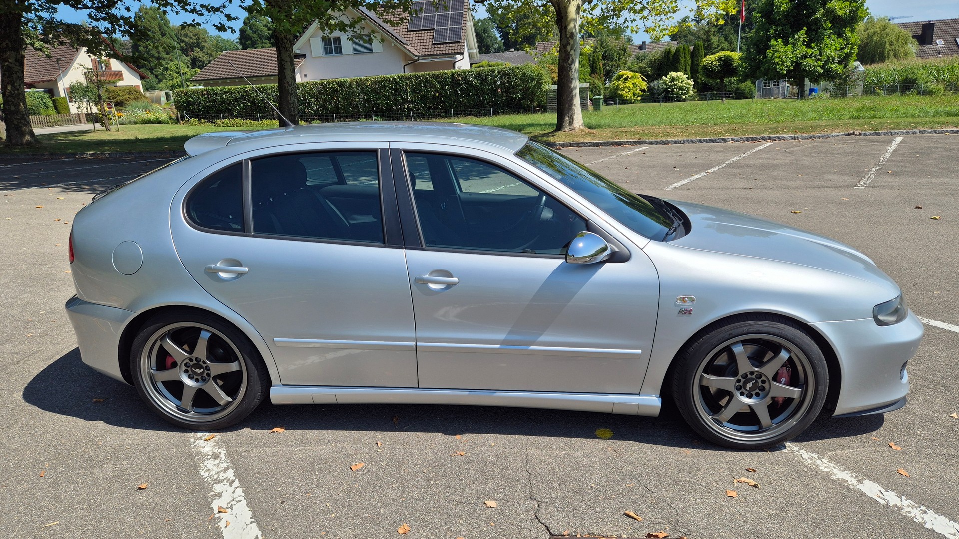 SEAT Leon 1.8 T Cupra R-image-1