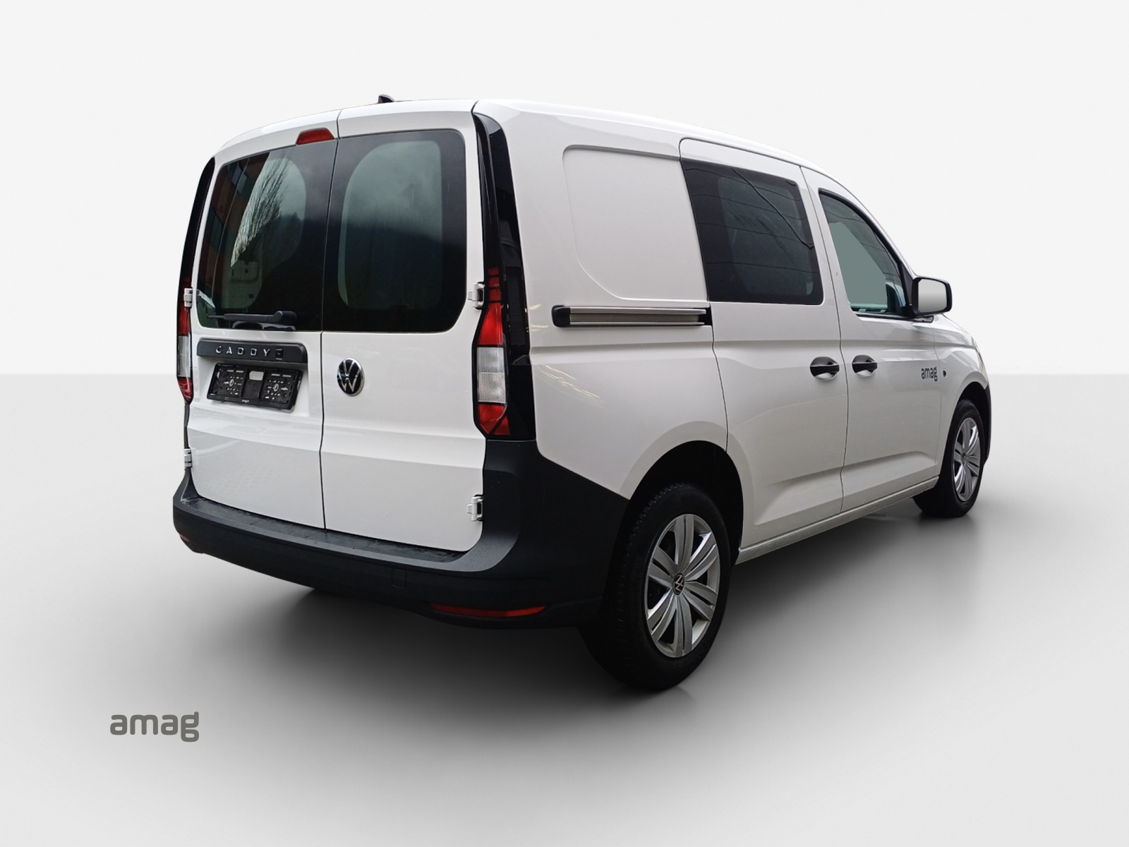 VW Caddy Cargo 1.5 TSI Entry-image-4