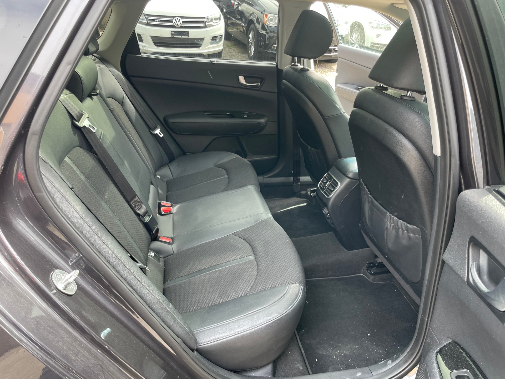 KIA Optima SW 1.7 CRDi Style GT Line DCT-image-6
