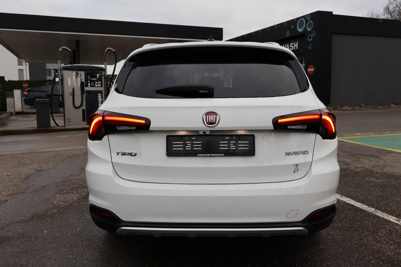 FIAT Tipo SW 1.5 Hybrid Cross-image-3