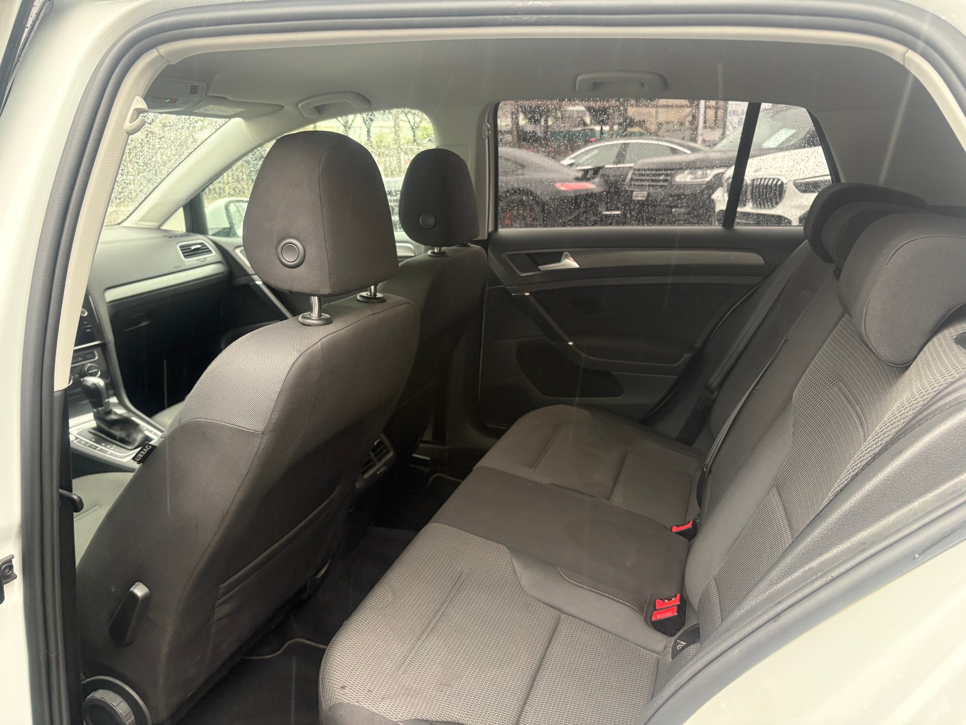 VW Golf 1.5 TSI EVO Comfortline DSG-image-9