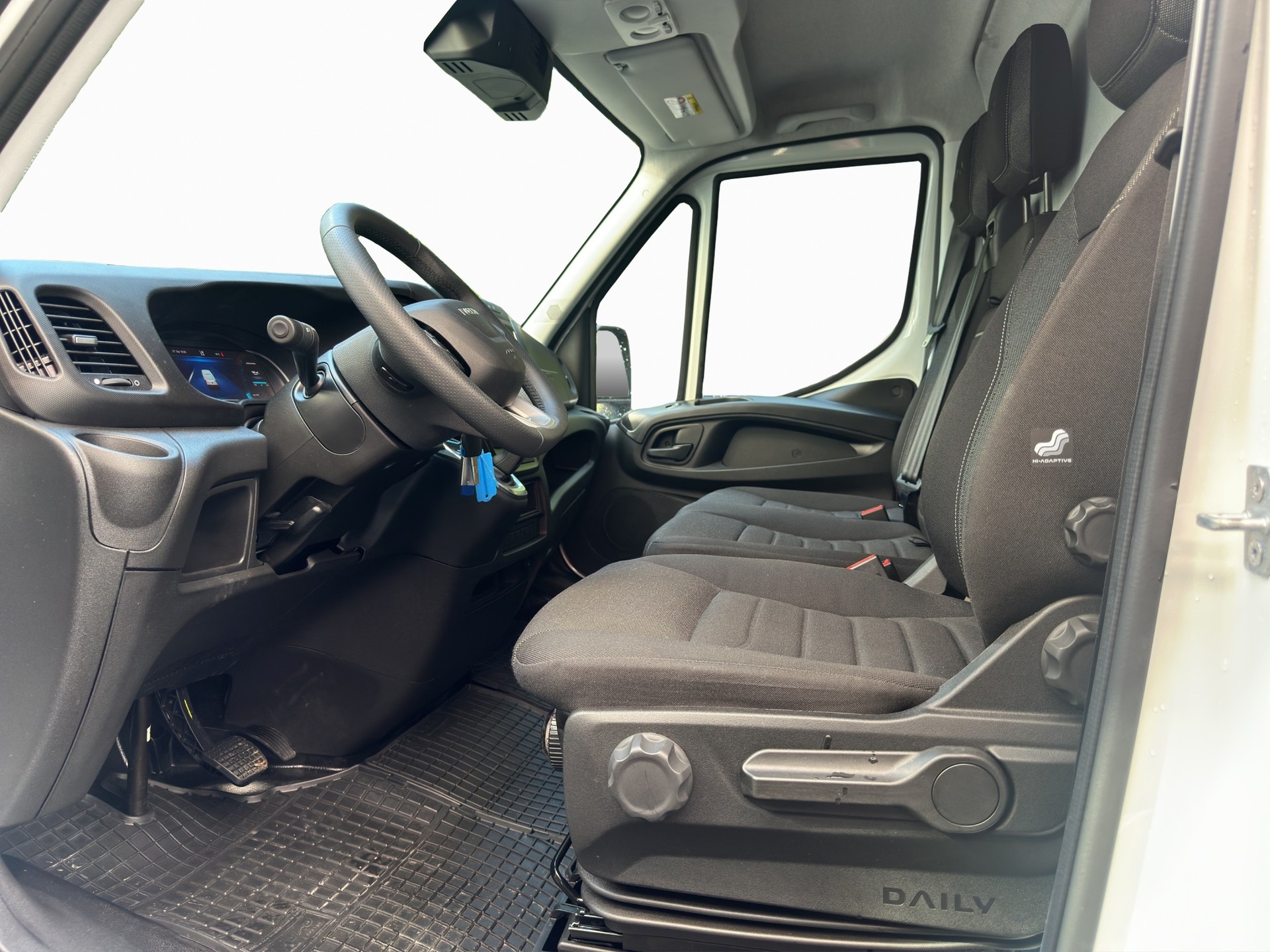 IVECO 35 S 18H A8 L3 H3-image-7