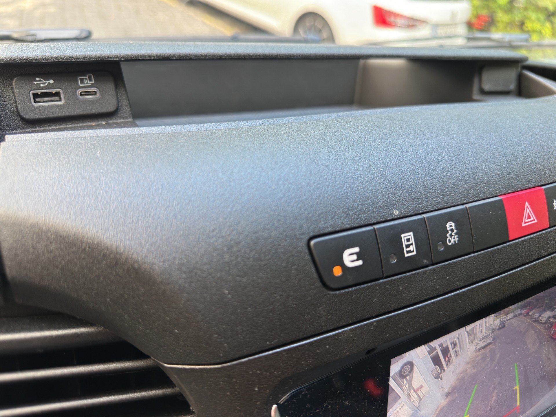 IVECO 35 S 18H A8 L3 H3-image-14
