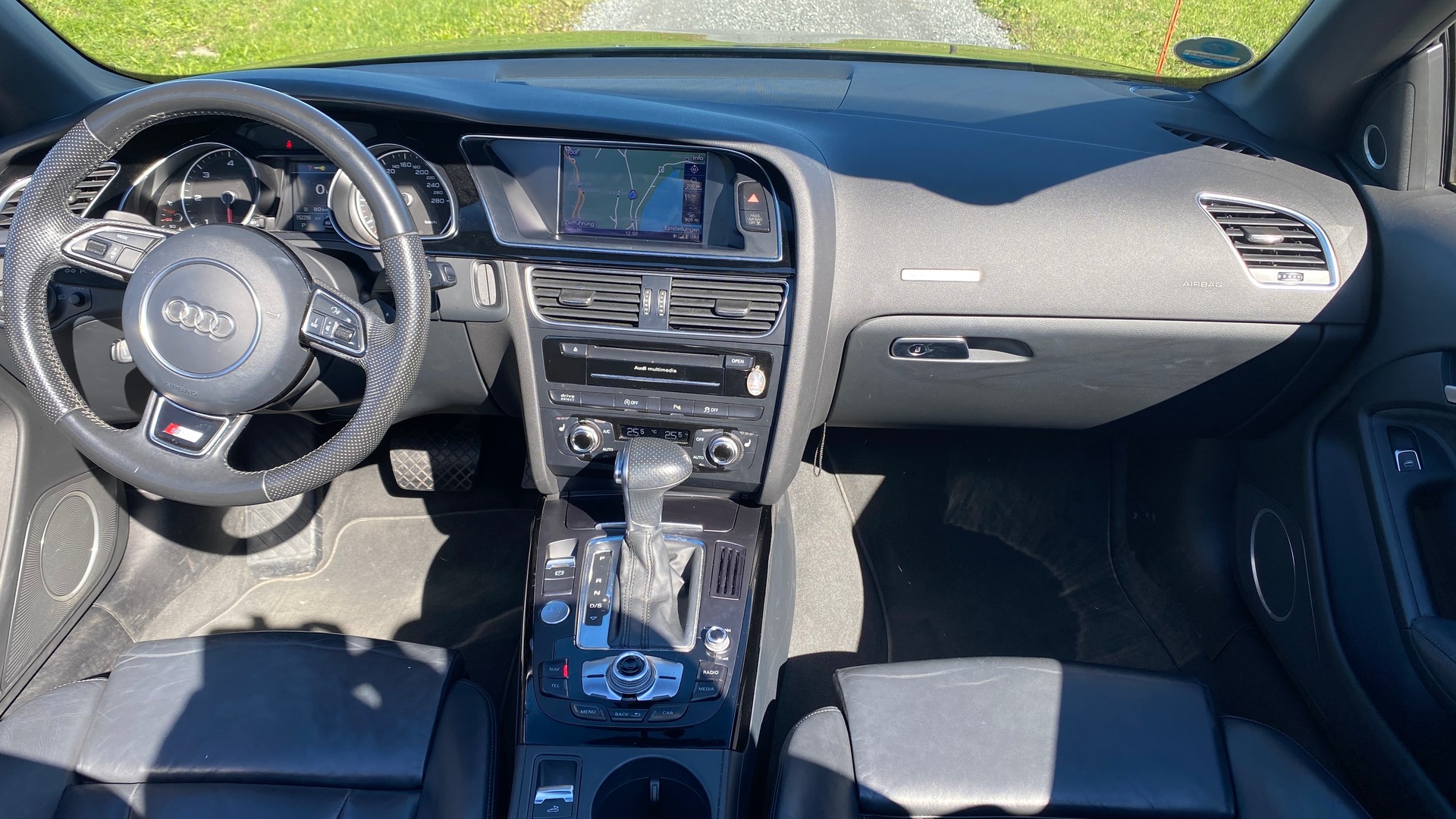 AUDI A5 Cabriolet 3.0 TDI clean quattro S-tronic-image-7