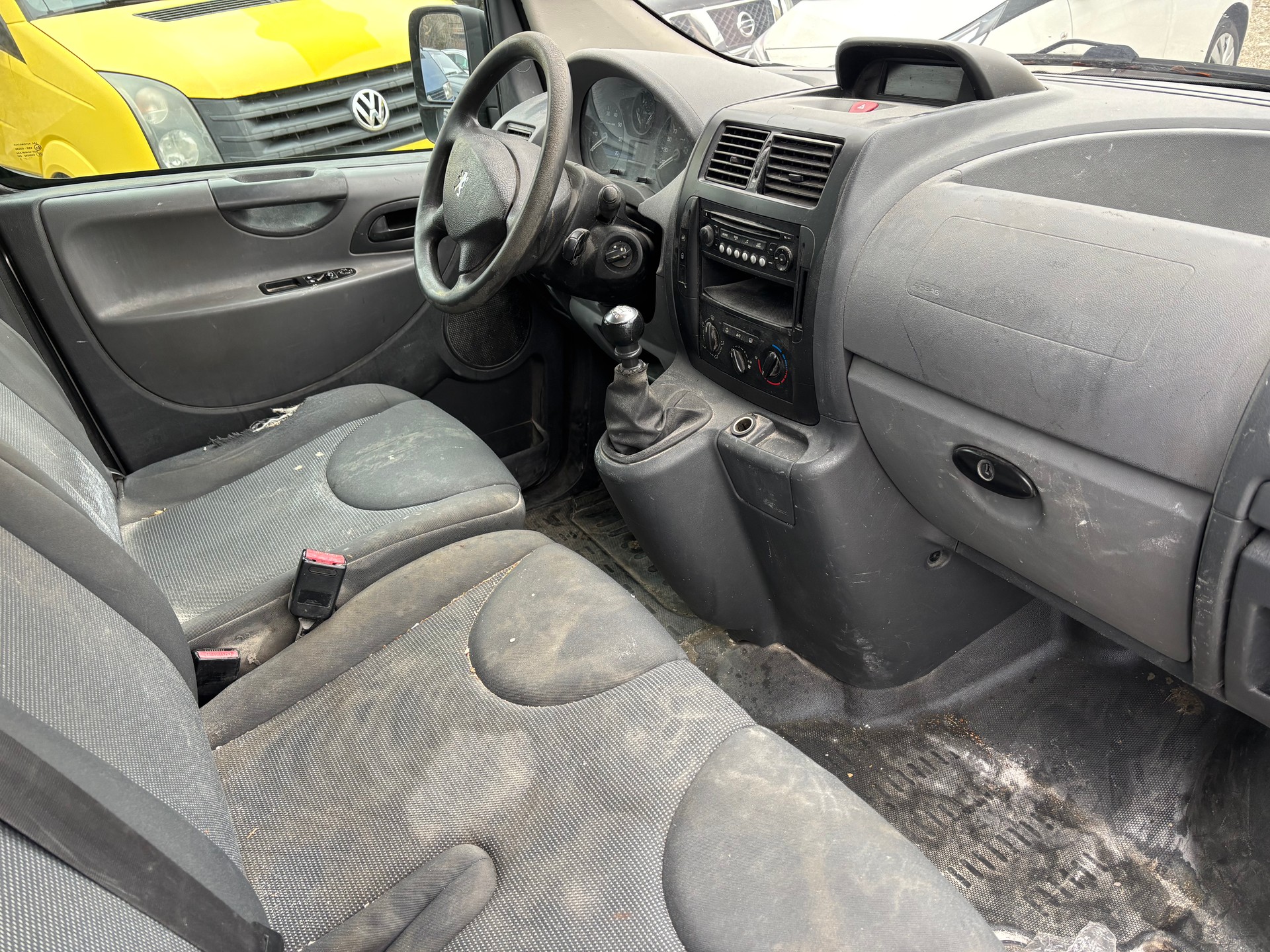 PEUGEOT Expert Tepee 2.0 HDi Confort L2-image-7