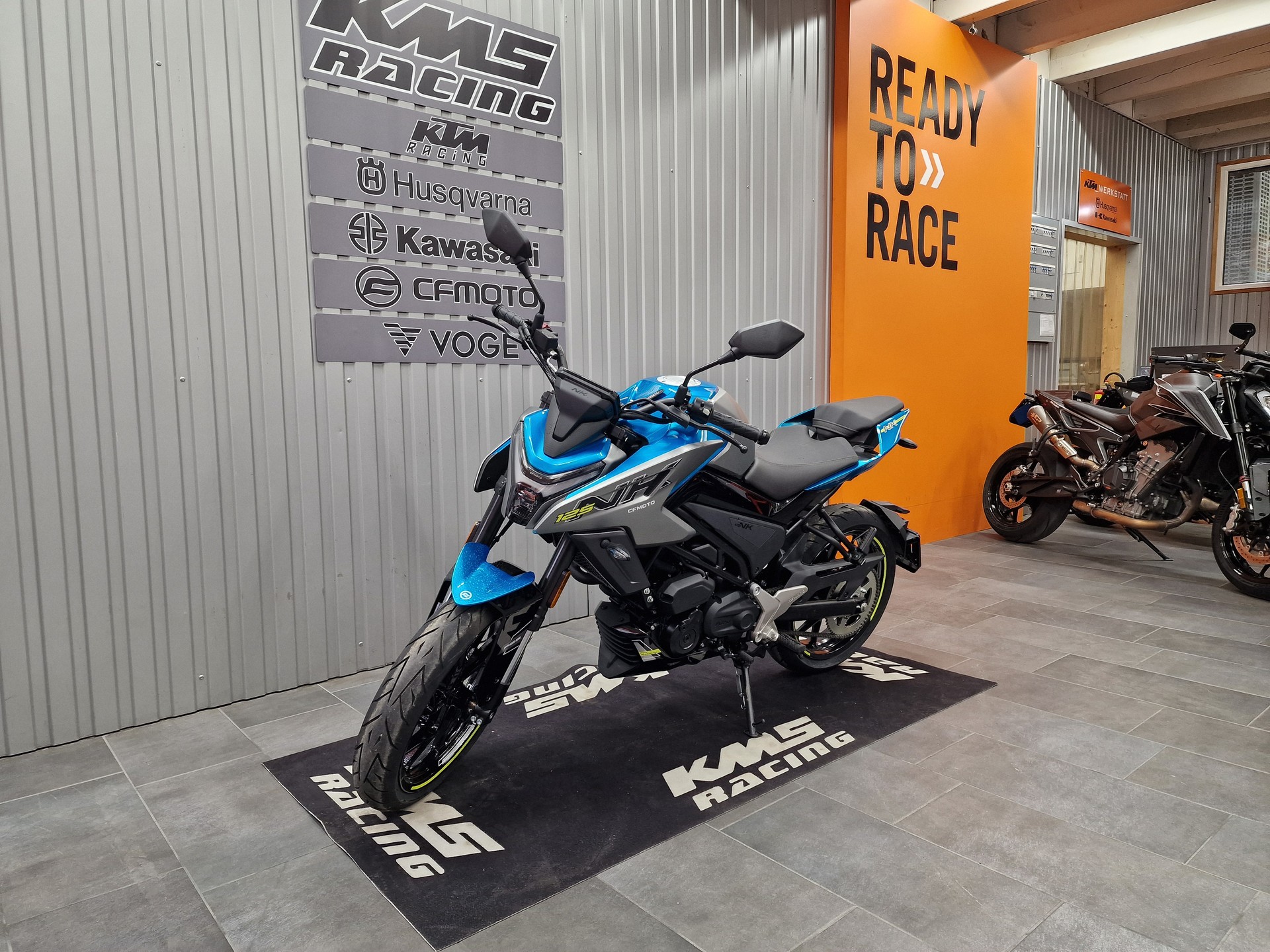 CF MOTO 125 NK-showroom-element-2