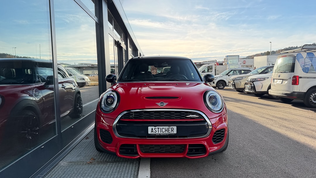 MINI Cooper John Cooper Works Steptronic-image-3