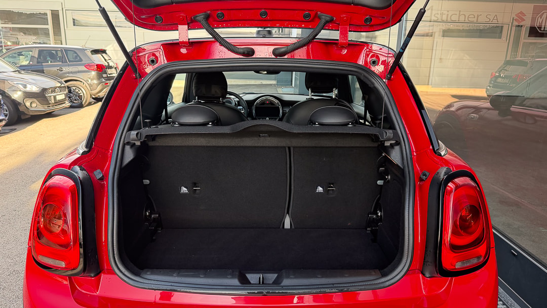 MINI Cooper John Cooper Works Steptronic-image-7