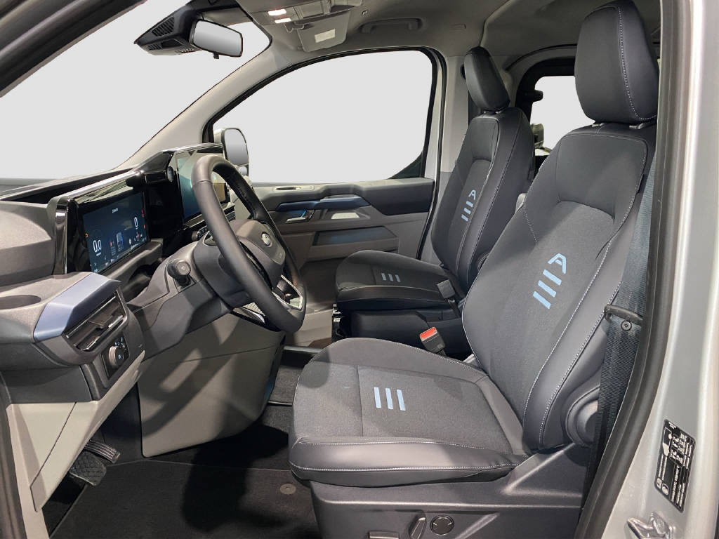 FORD Tourneo Custom Bus 320 L1 2.0 EcoBlue 170 PS Active 4x4-image-8