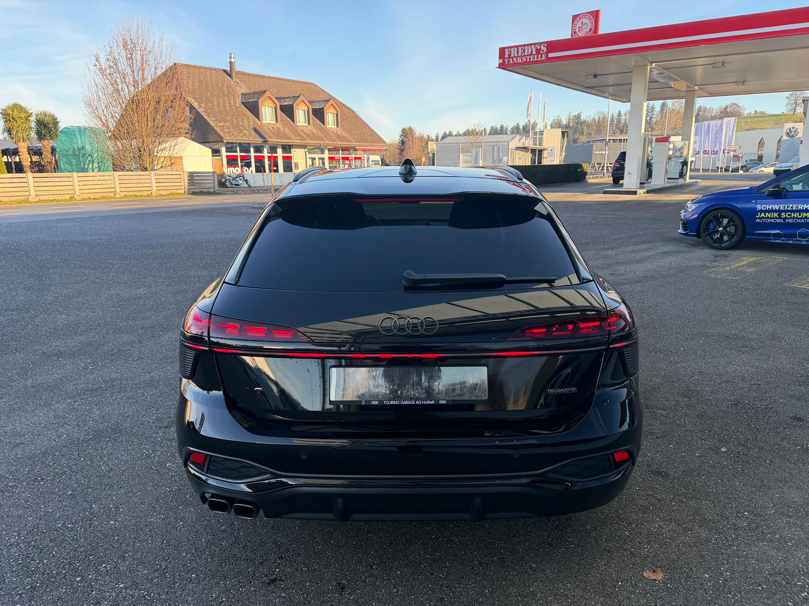 AUDI A6 Avant TDI quattro 150 kW S tronic-image-2