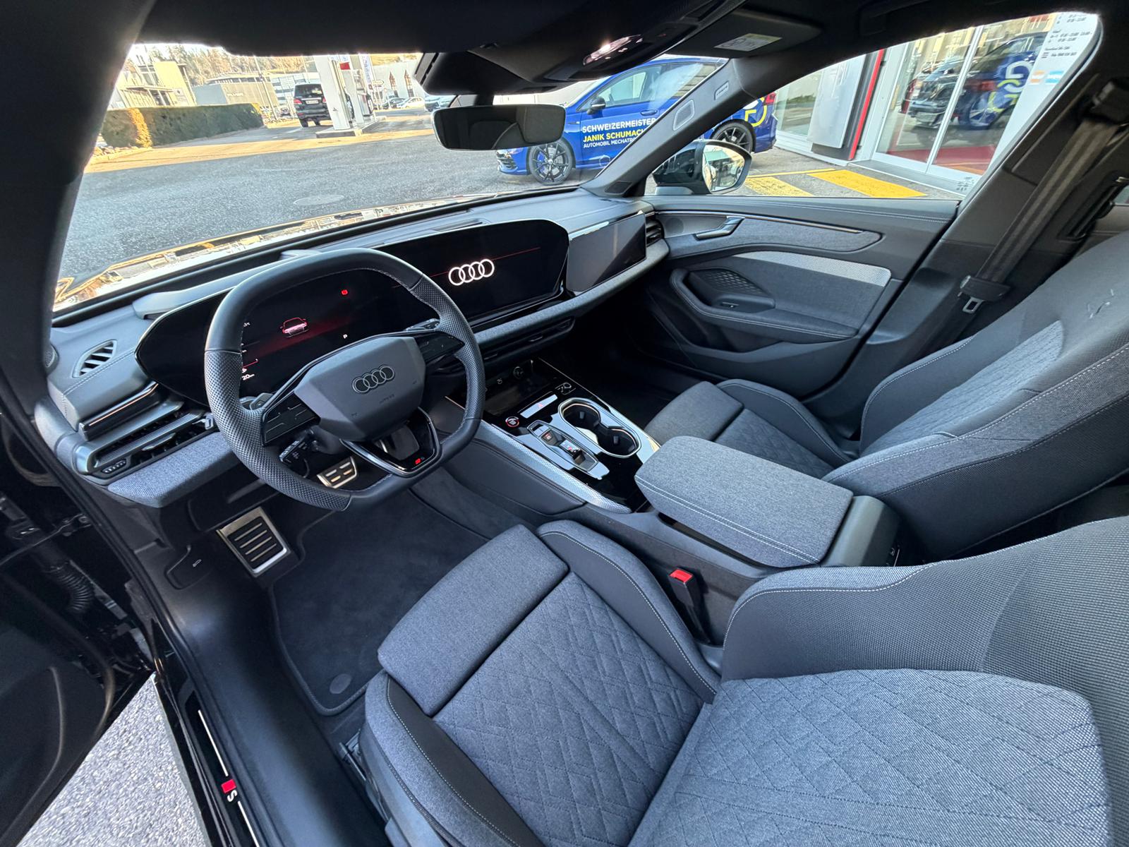 AUDI A6 Avant TDI quattro 150 kW S tronic-image-9