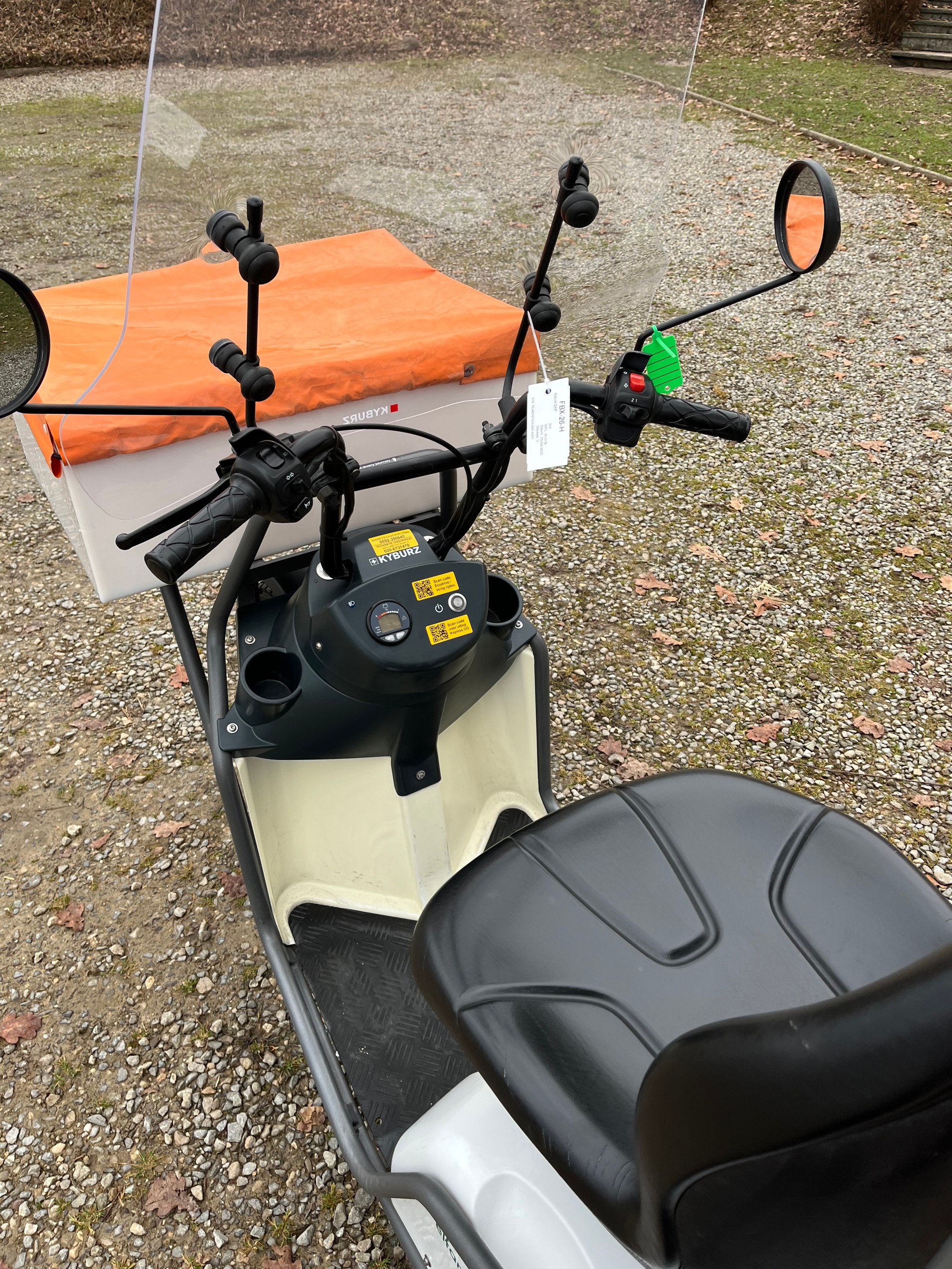 KYBURZ DXS 45km/h 240Ah Keyless-showroom-element-1