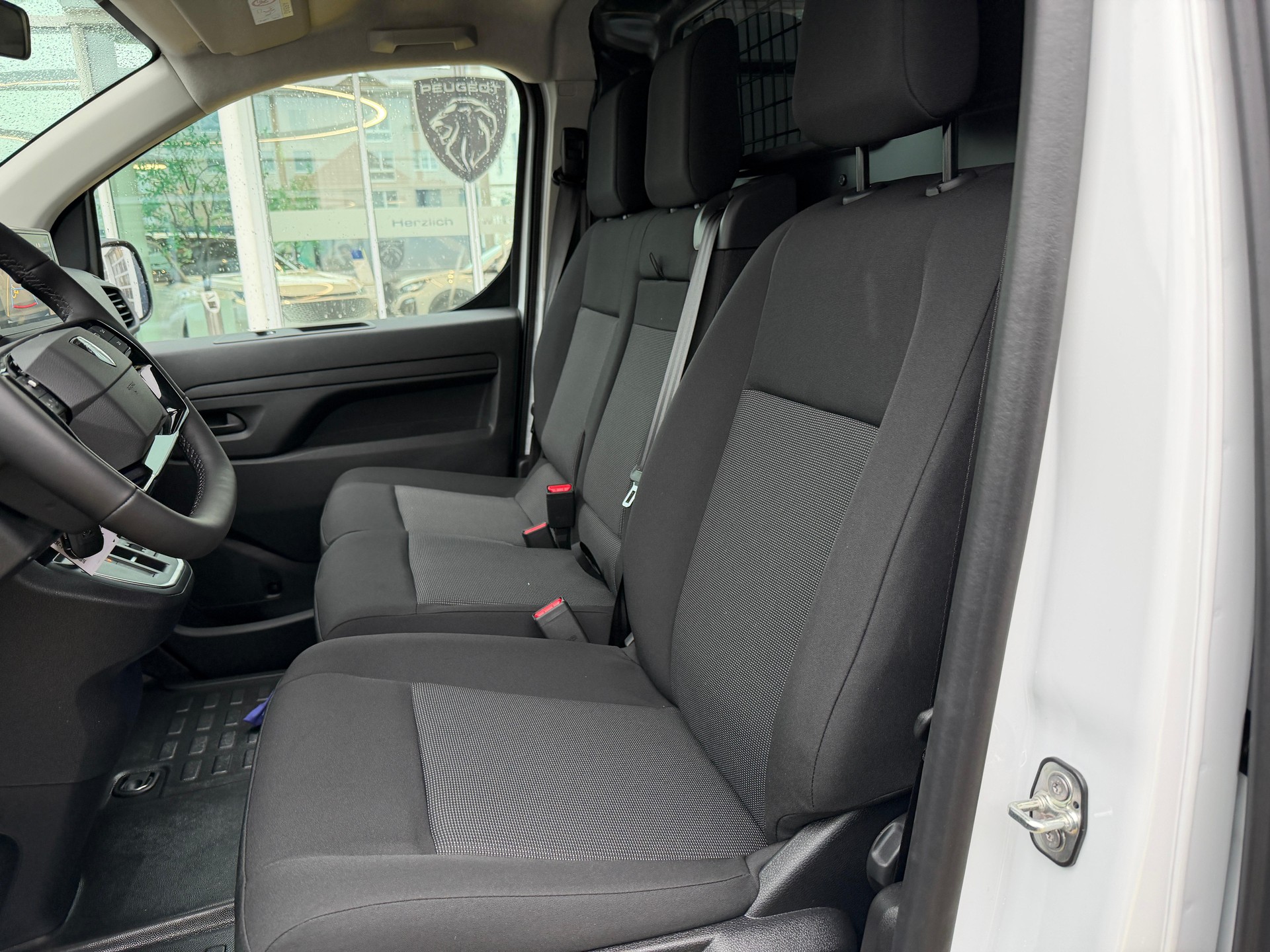 PEUGEOT Expert Kaw. Long 2.0 BlueHDi 145 S/S-image-10
