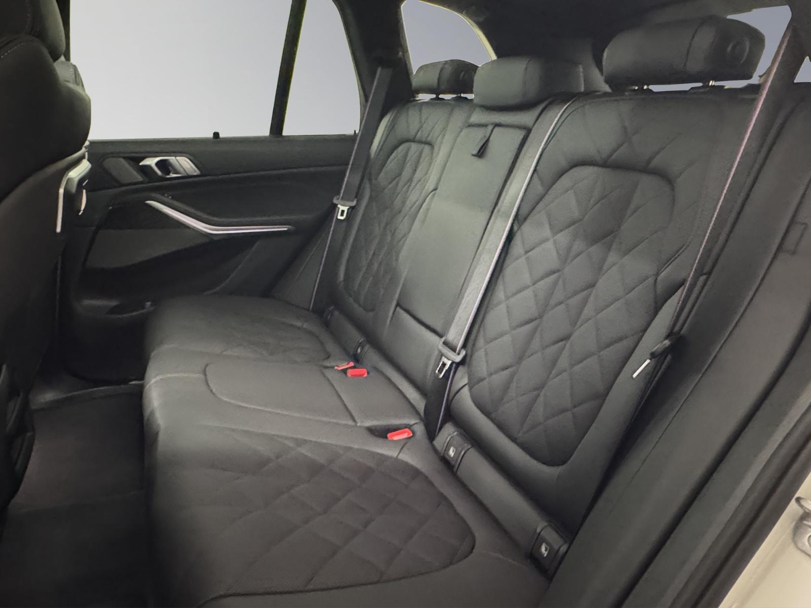 BMW X5 xDrive 30d MSport Pro-image-11