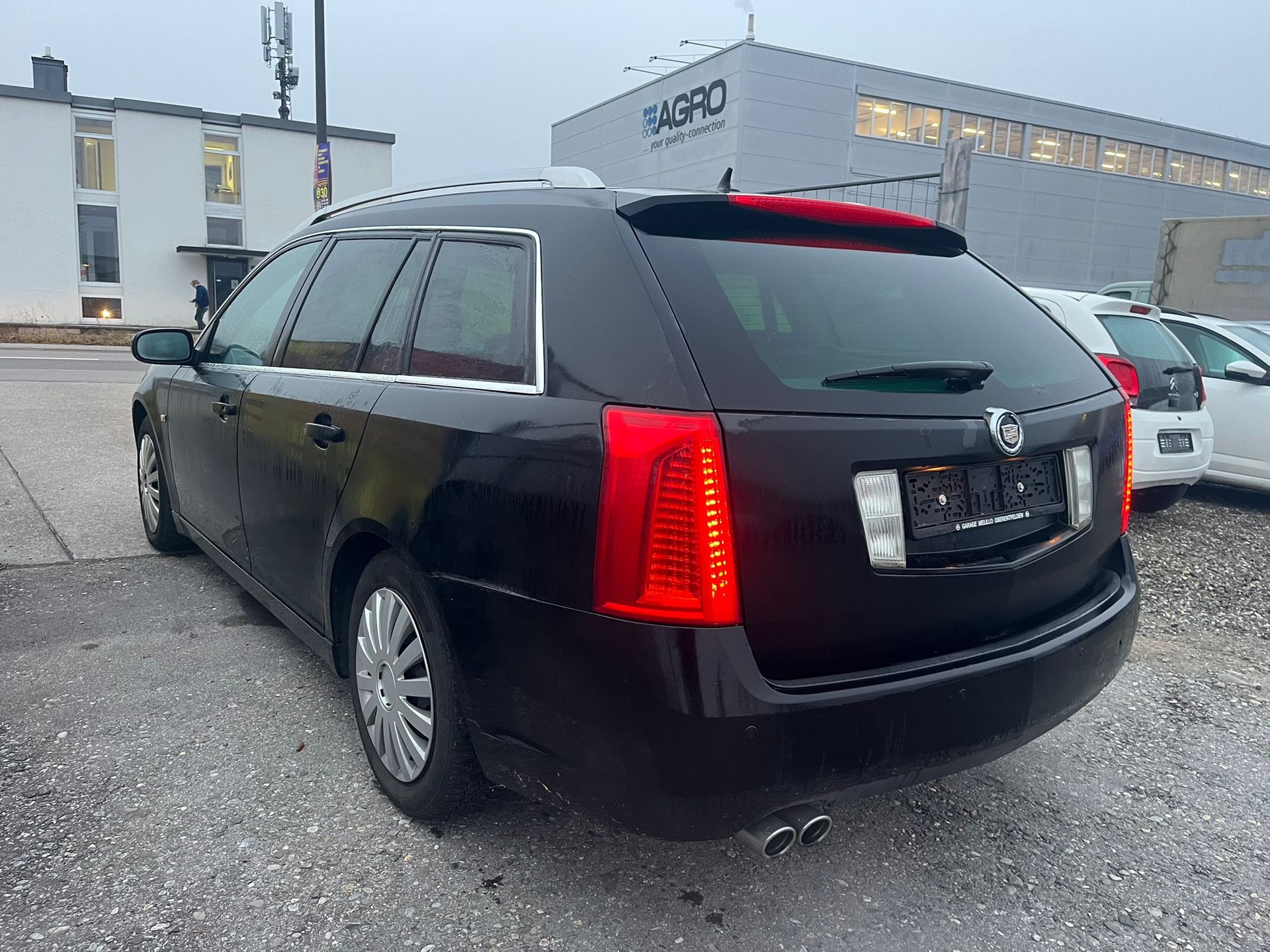 CADILLAC BLS Wagon 1.9TD Elegance Automatic-image-2