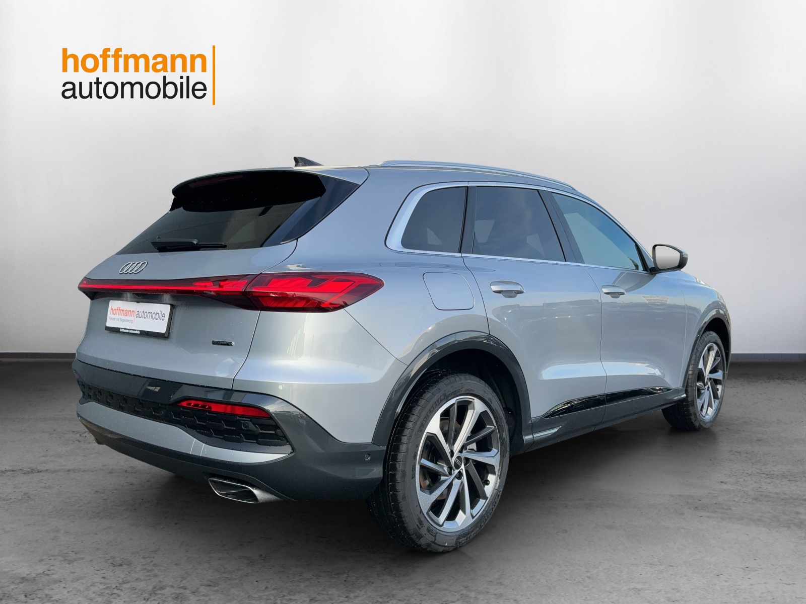 AUDI Q5 TFSI quatto 150 kW S-tronic-image-3