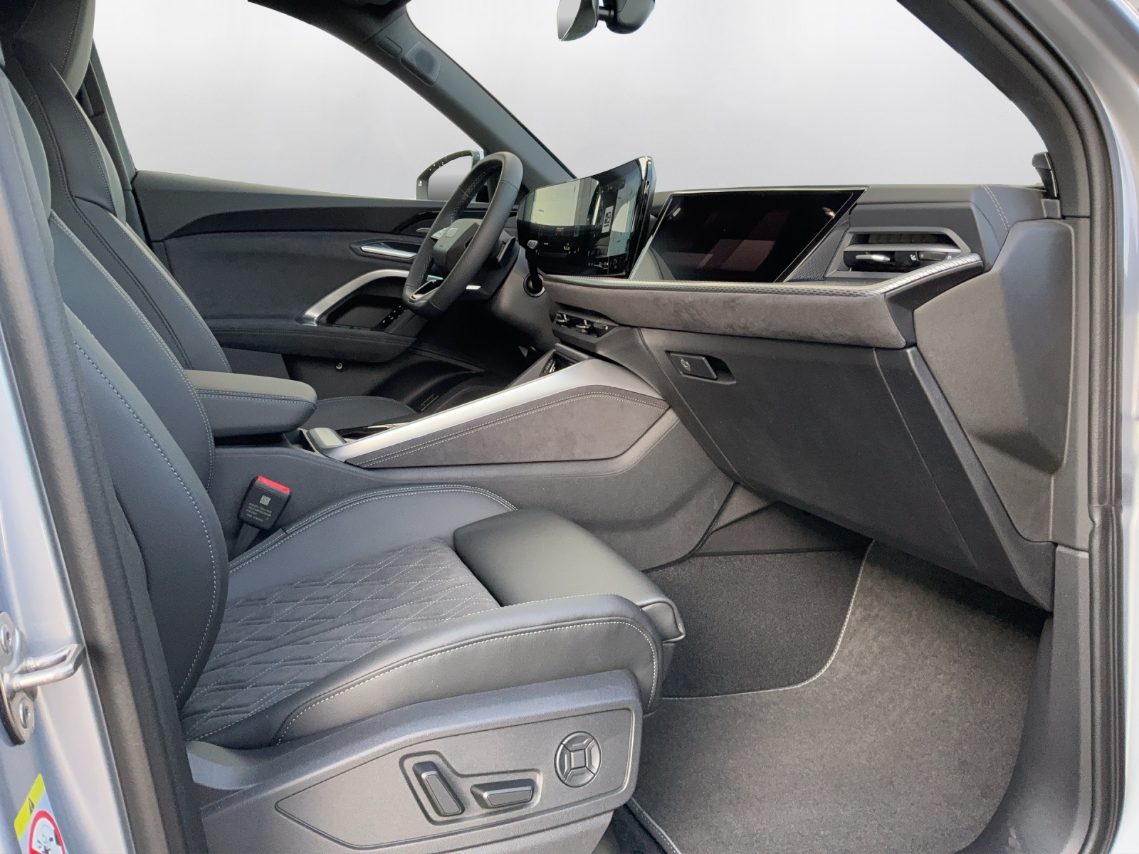 AUDI Q5 TFSI quatto 150 kW S-tronic-image-13