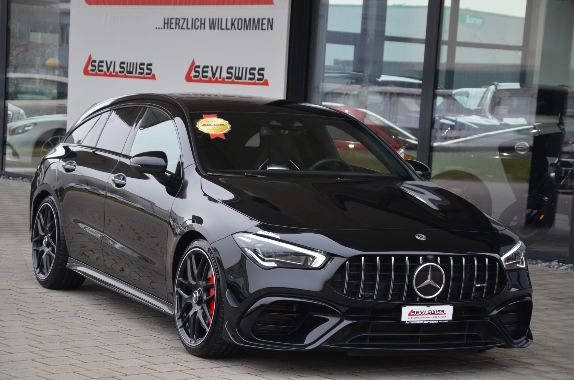 MERCEDES-BENZ CLA Shooting Brake 45 S AMG 4Matic+ 8G-DCT*Performance Edition**Ab MFK*