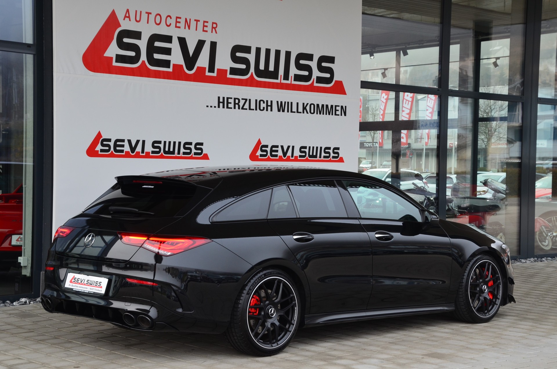 MERCEDES-BENZ CLA Shooting Brake 45 S AMG 4Matic+ 8G-DCT*Performance Edition**Ab MFK*-image-5
