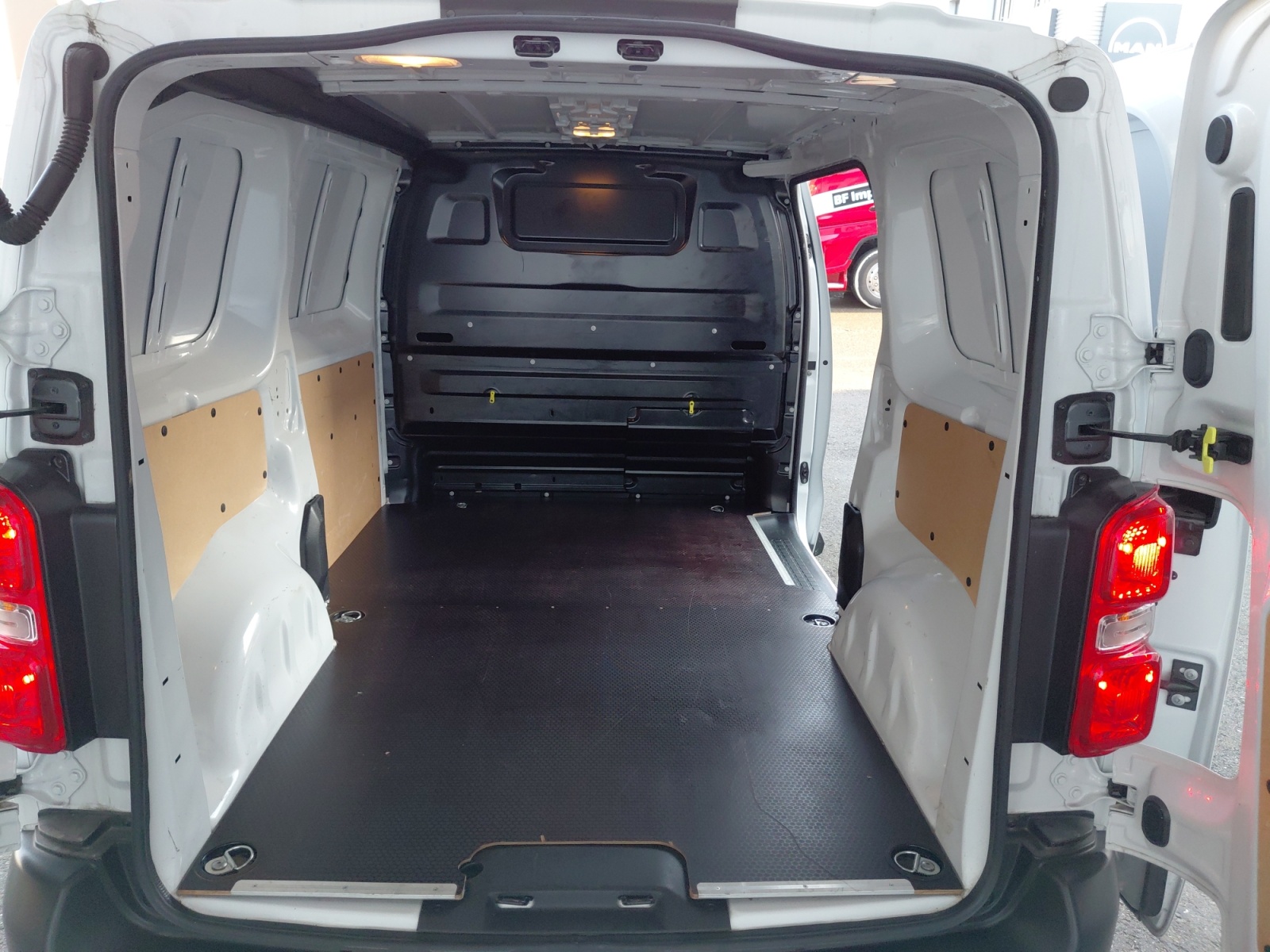 FIAT Scudo 1.5 BlueHDi L2 Easy Pro-image-7