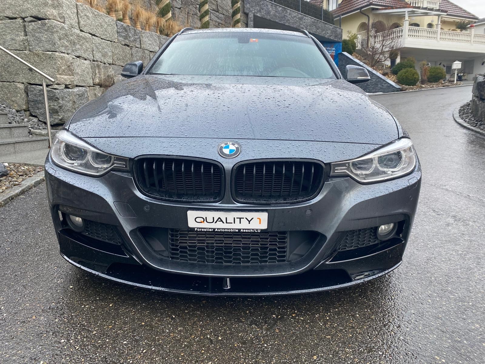 BMW 320d xDrive Touring Sport Line Steptronic-image-3