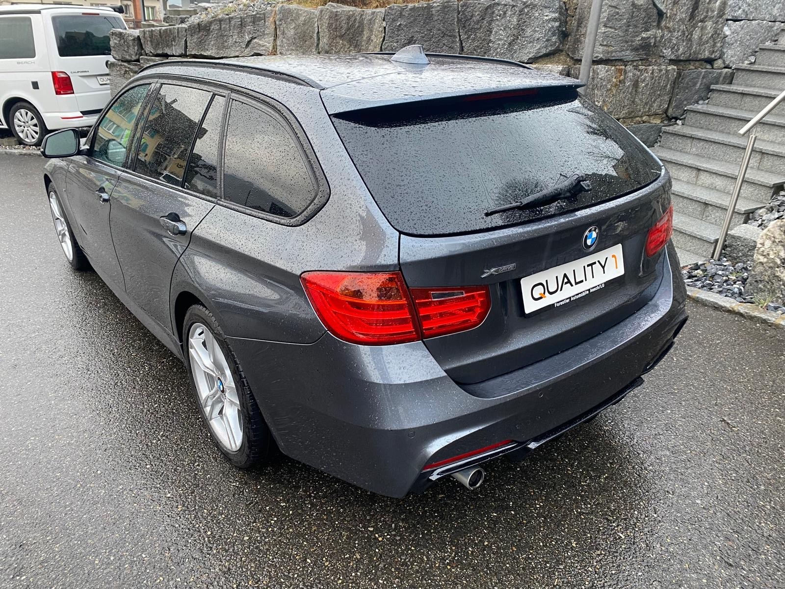 BMW 320d xDrive Touring Sport Line Steptronic-image-2