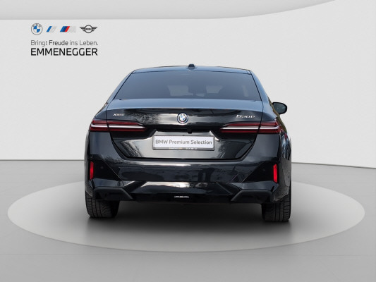 BMW 530e xDrive M Sport-image-6