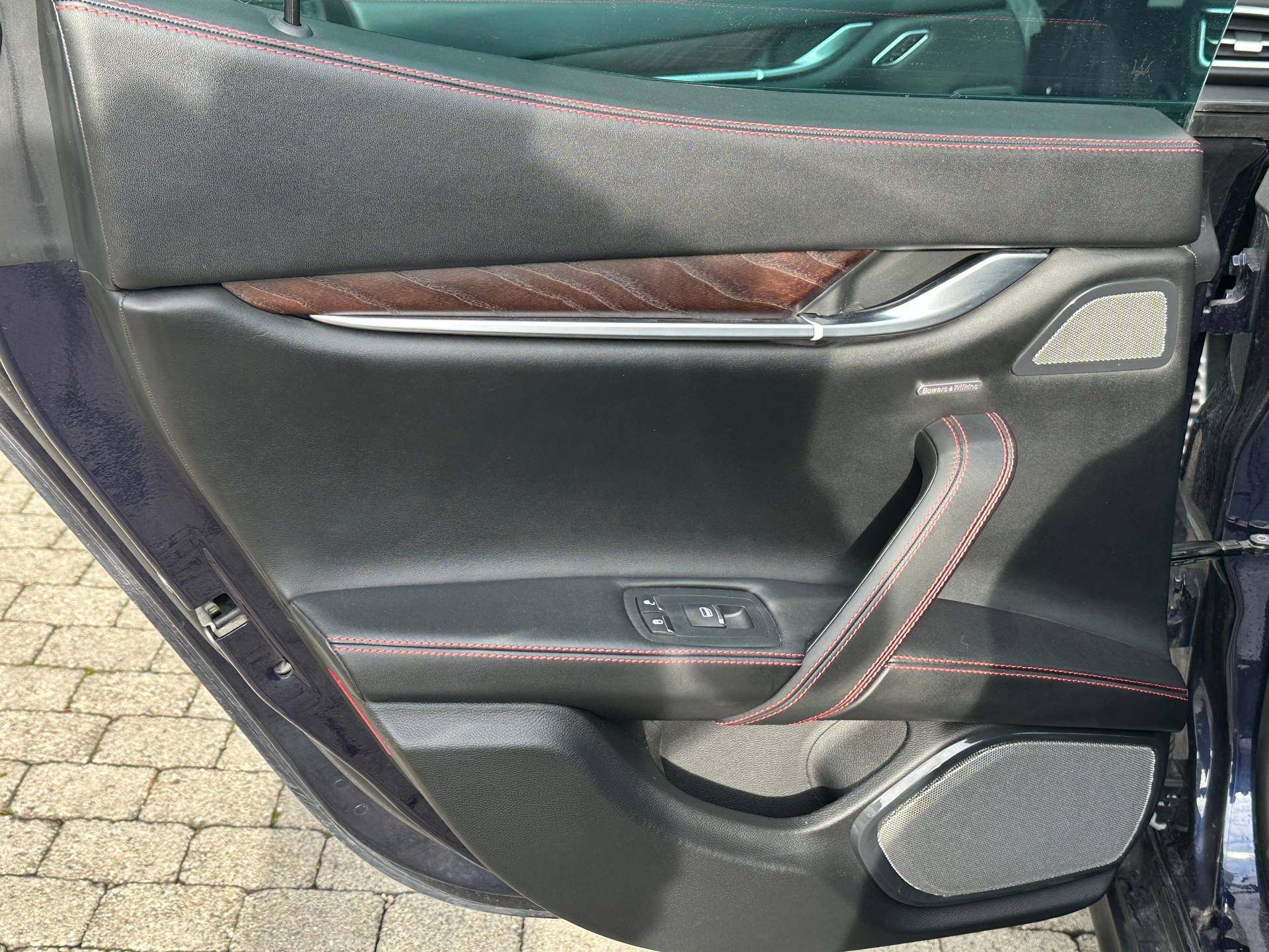 MASERATI Ghibli S Q4 3.0 V6 GranSport Automatica-image-3