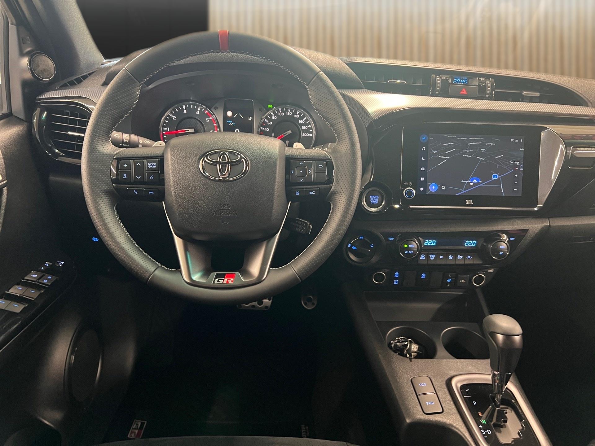 TOYOTA Hilux Double Cab.-Pick-up 2.8 D-4D 230 GR Sport II-image-11