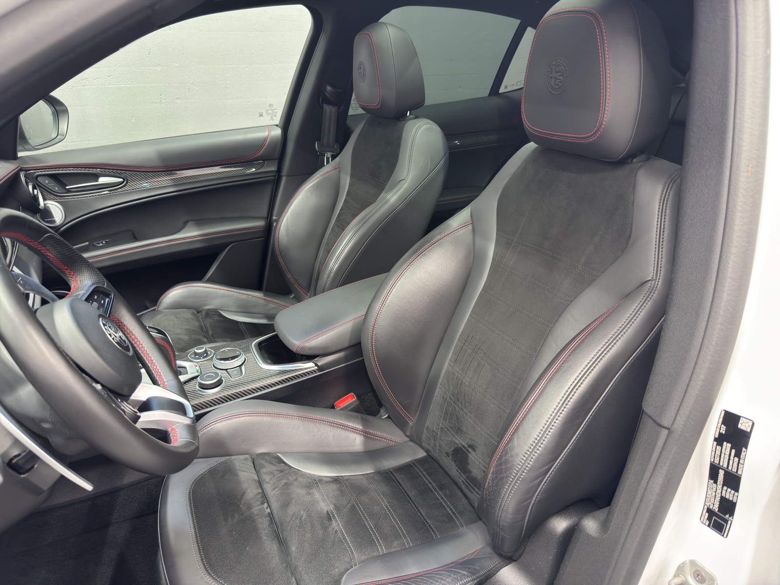 ALFA ROMEO Stelvio 2.0 Q4 280 Estrema-image-15