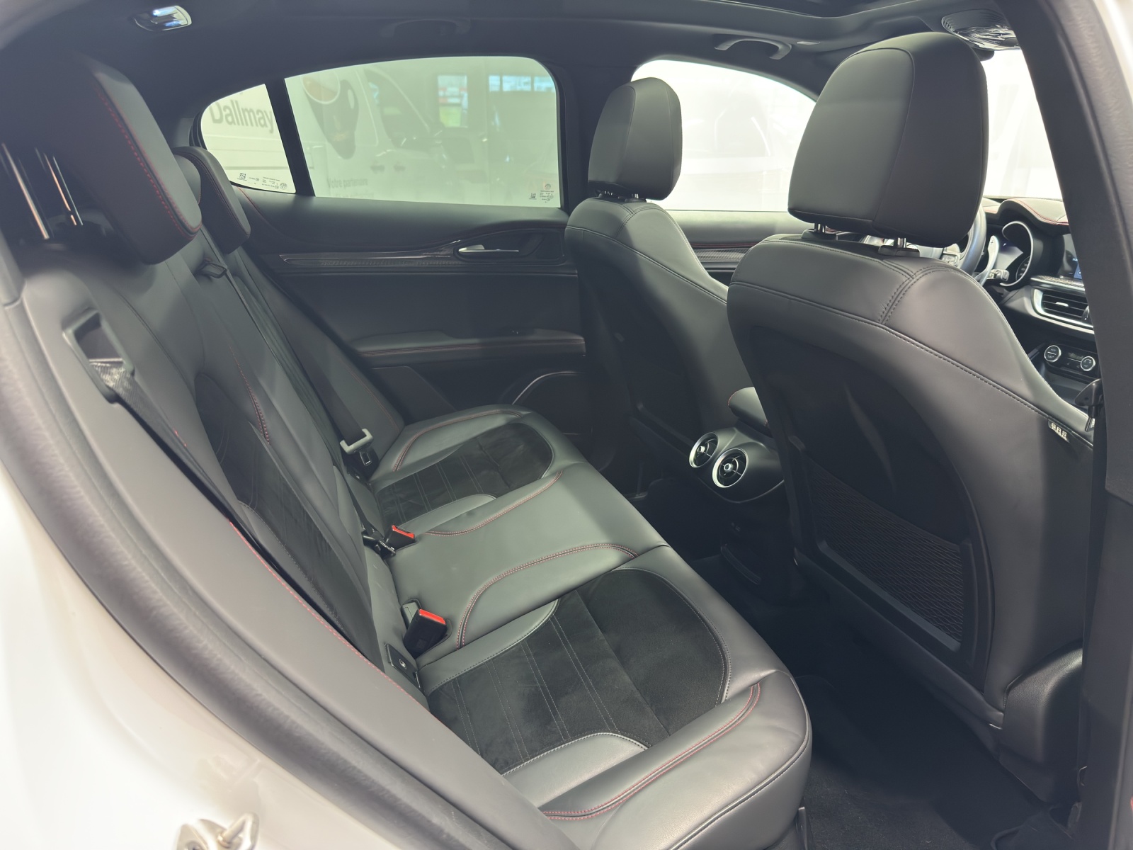 ALFA ROMEO Stelvio 2.0 Q4 280 Estrema-image-9