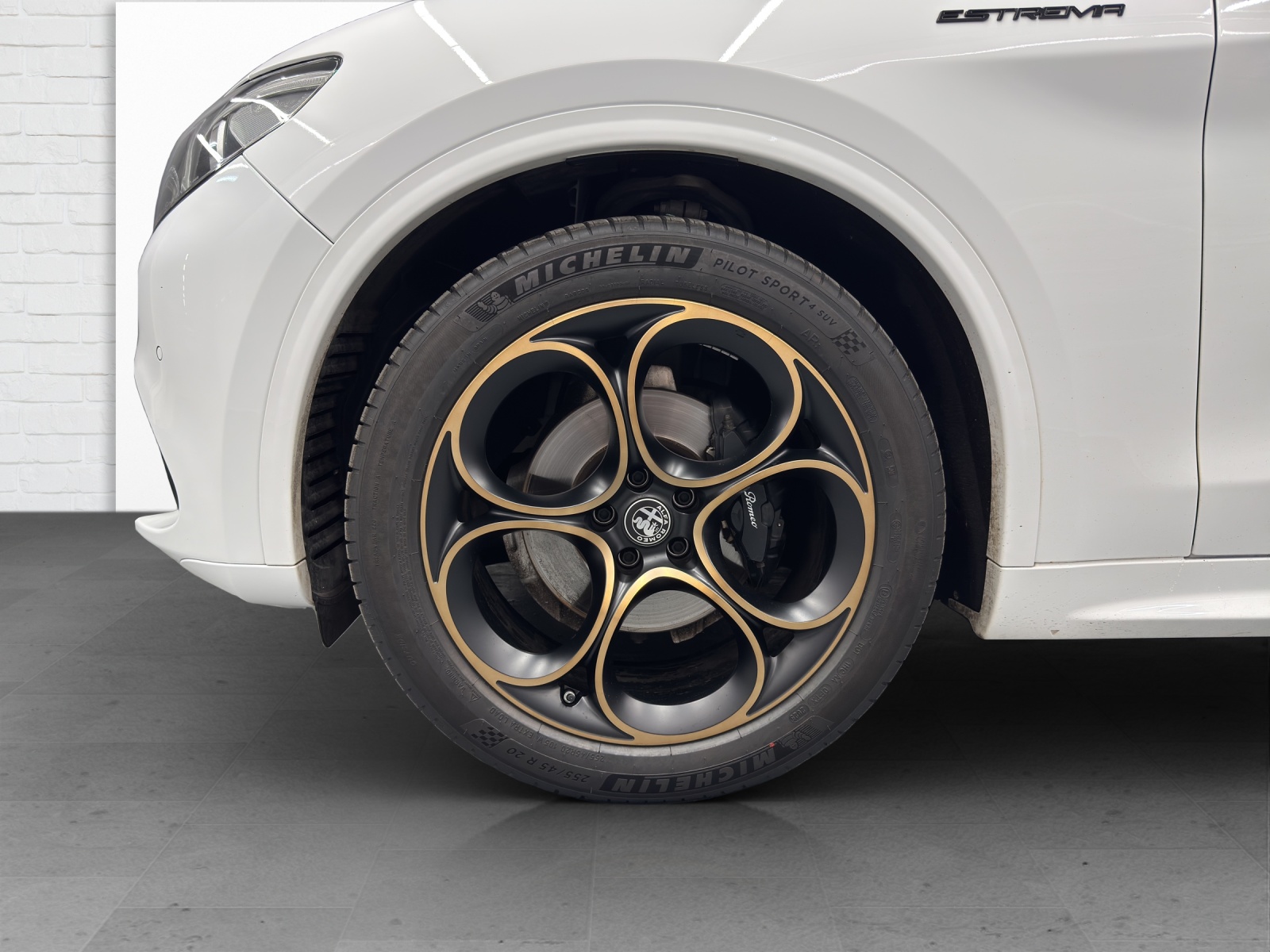 ALFA ROMEO Stelvio 2.0 Q4 280 Estrema-image-5