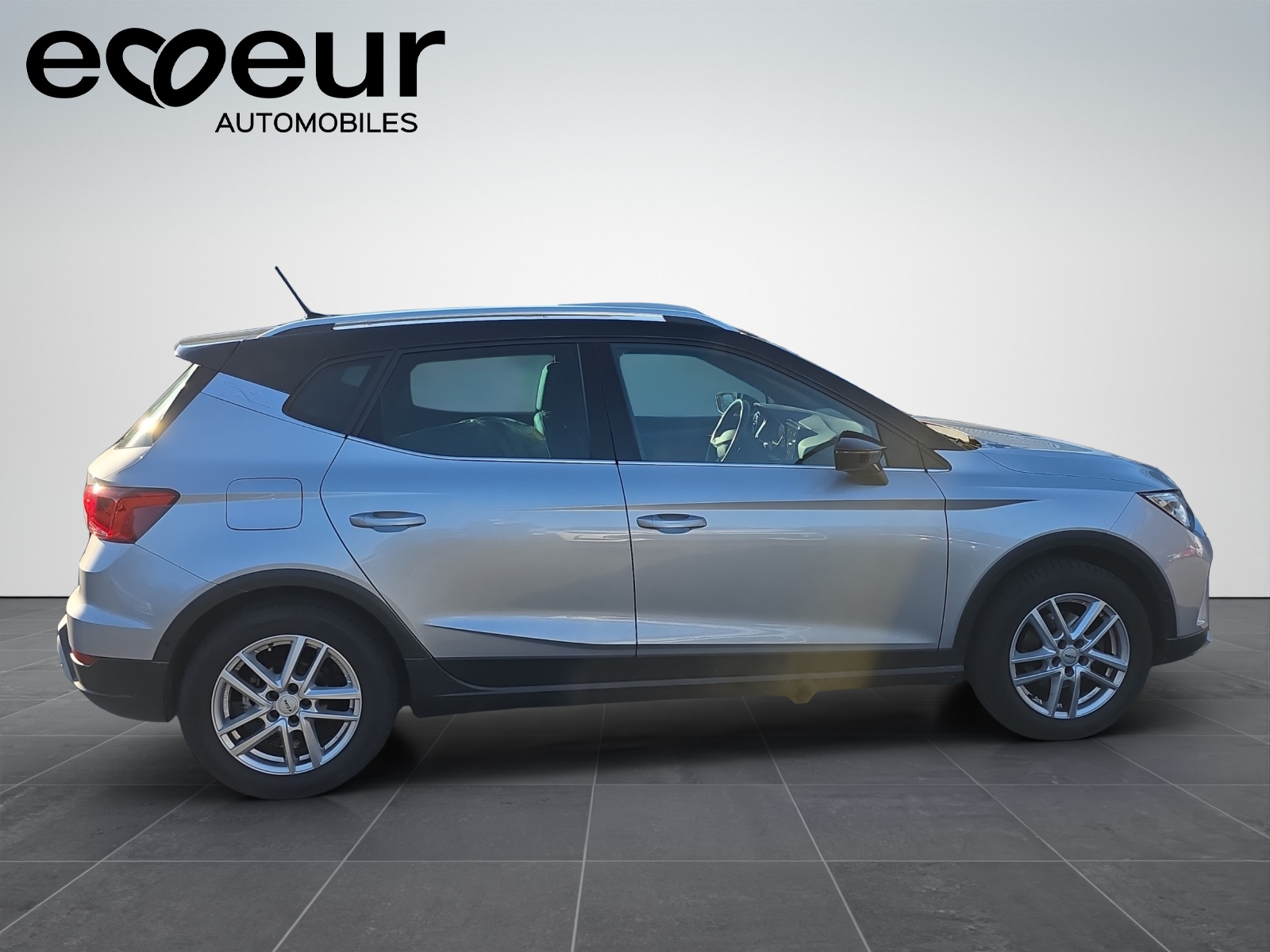 SEAT Arona 1.0 TSI 110 Hola FR DSG-image-6