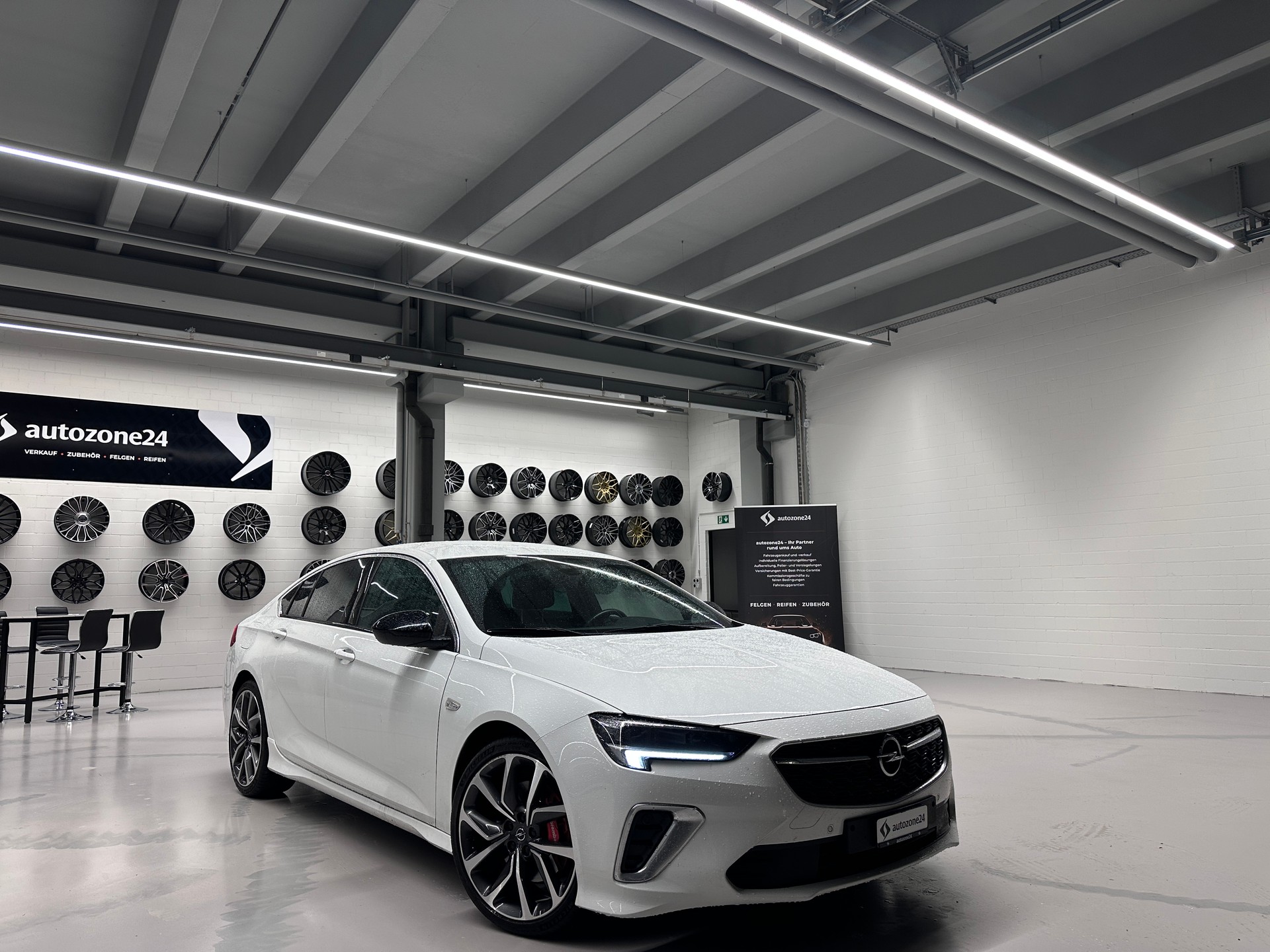 OPEL Insignia Grand Sport 2.0 T GSi AWD *CH-Auto*Frisch MFK*Garantie*-image-7