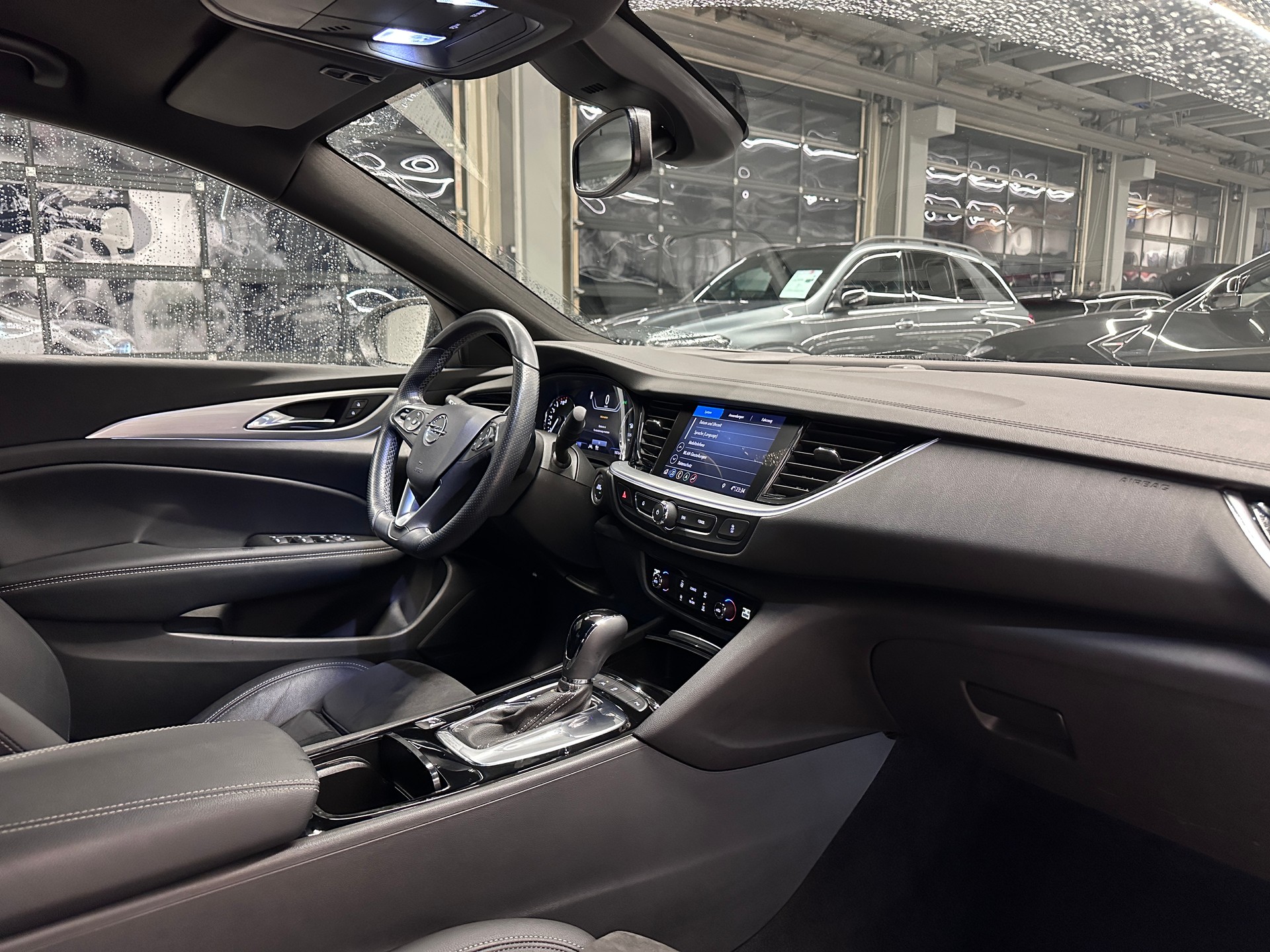 OPEL Insignia Grand Sport 2.0 T GSi AWD *CH-Auto*Frisch MFK*Garantie*-image-11