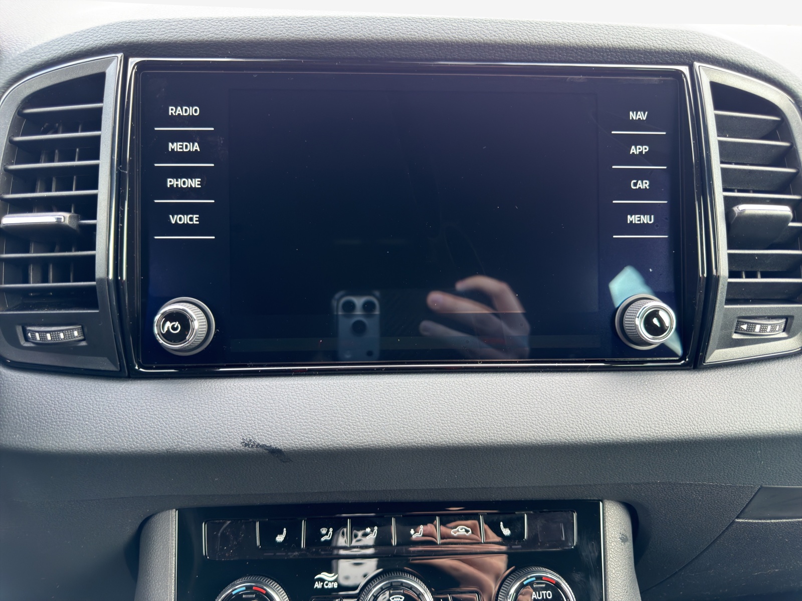 SKODA Karoq 2.0 TSI SportLine 4x4 DSG-image-10