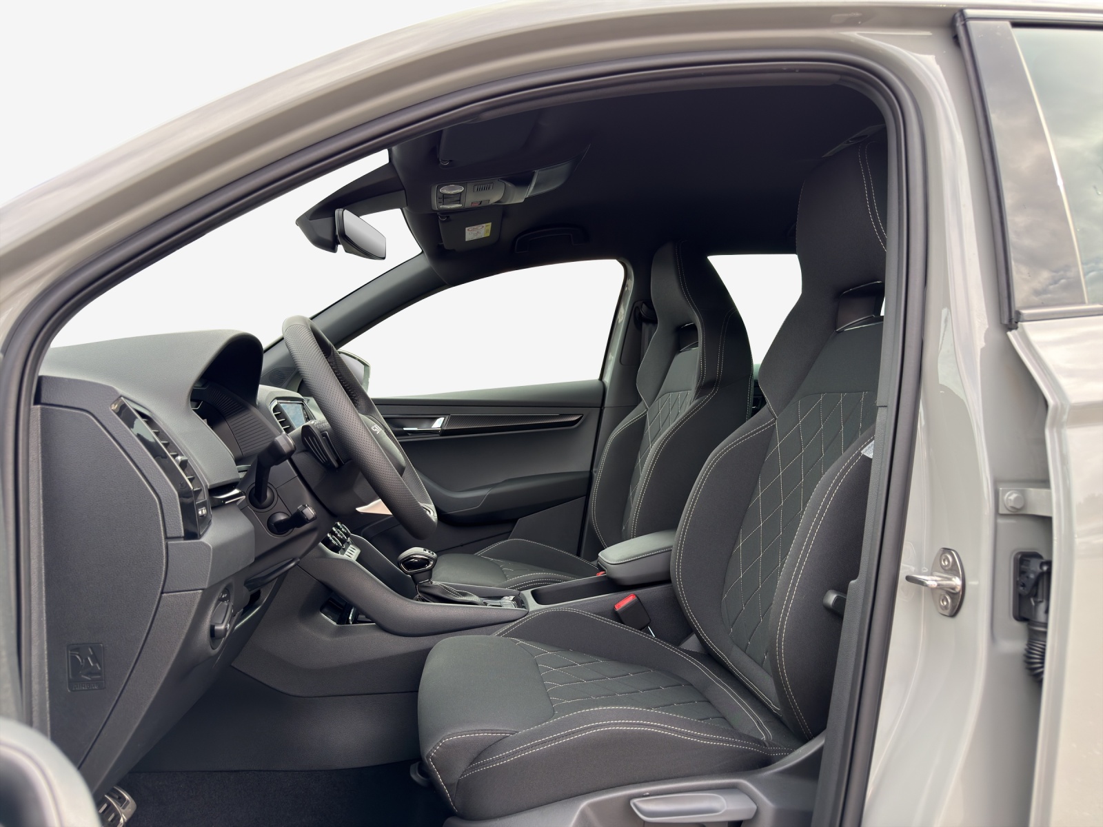 SKODA Karoq 2.0 TSI SportLine 4x4 DSG-image-7