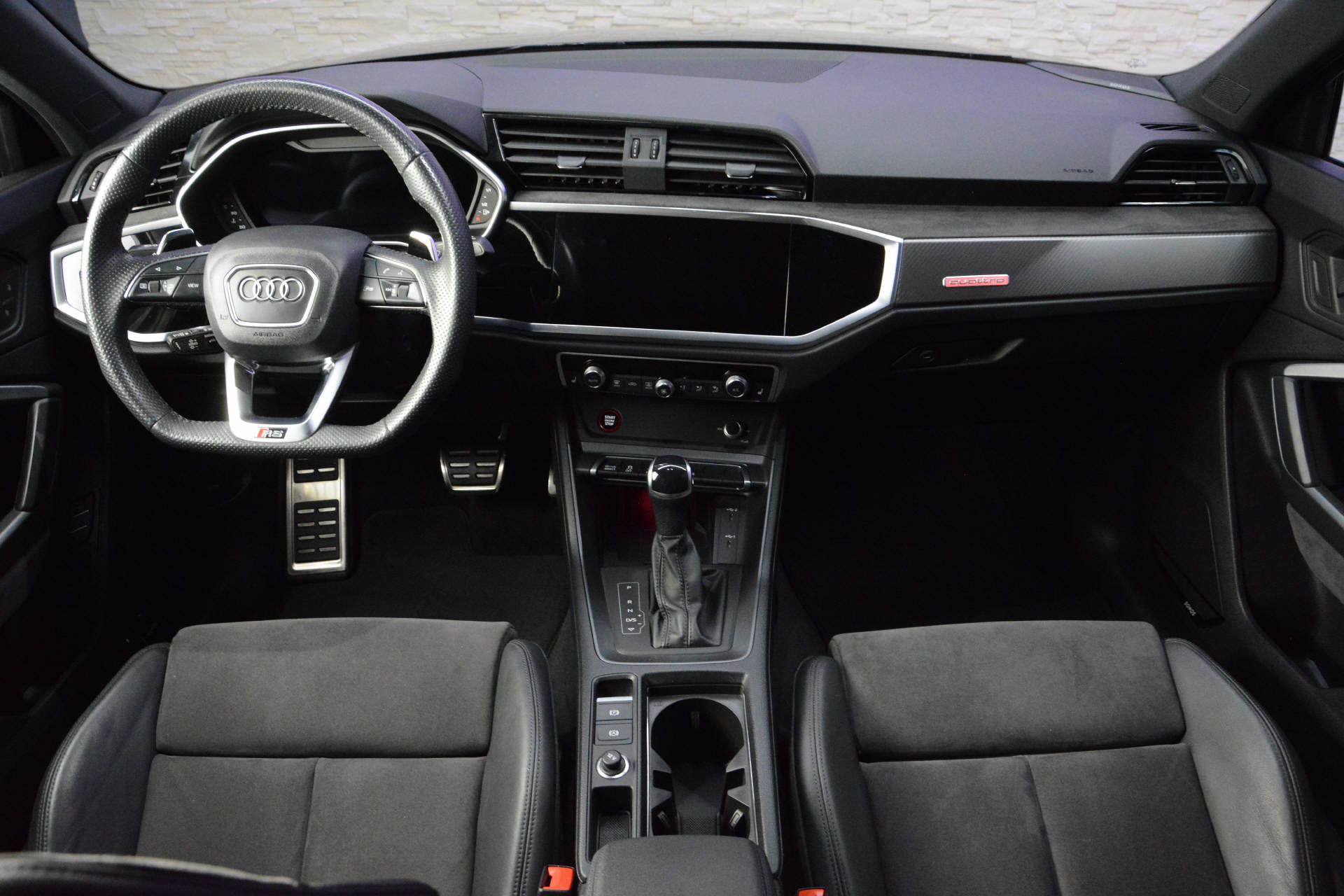 AUDI RS Q3 Sportback 2.5 TFSI quattro S-Tronic-image-10
