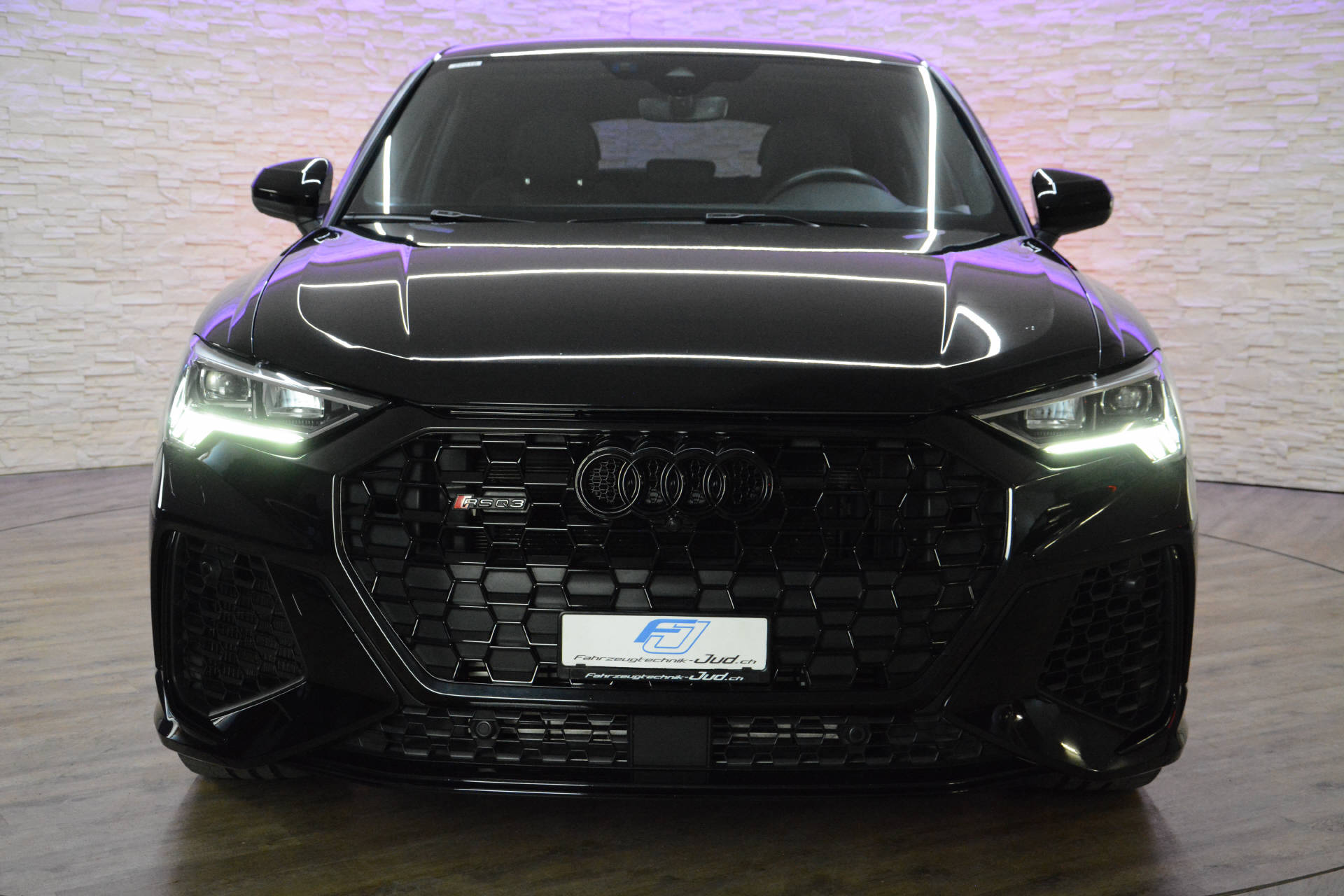 AUDI RS Q3 Sportback 2.5 TFSI quattro S-Tronic-image-20