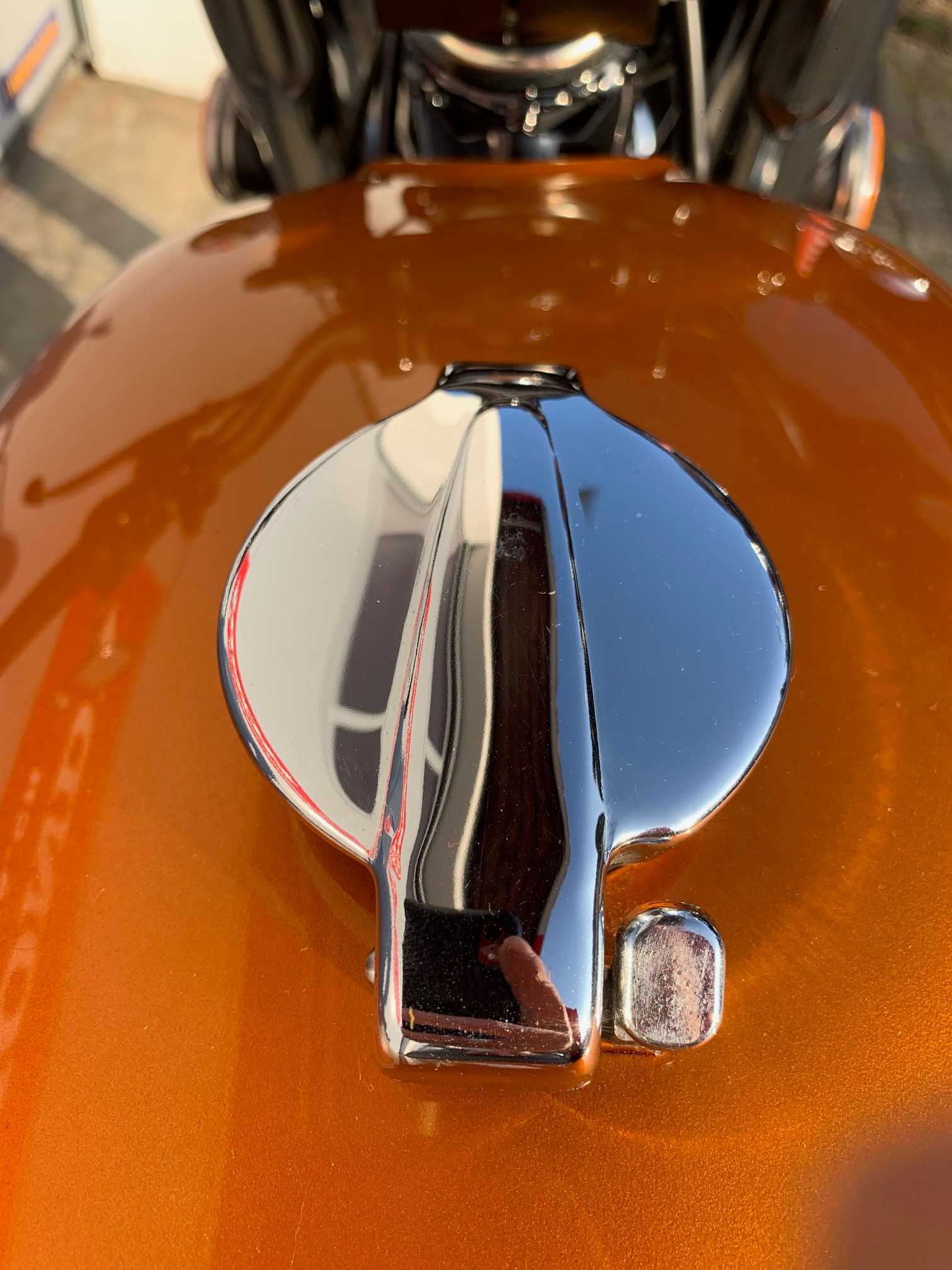 HONDA CB750 K2-showroom-element-2
