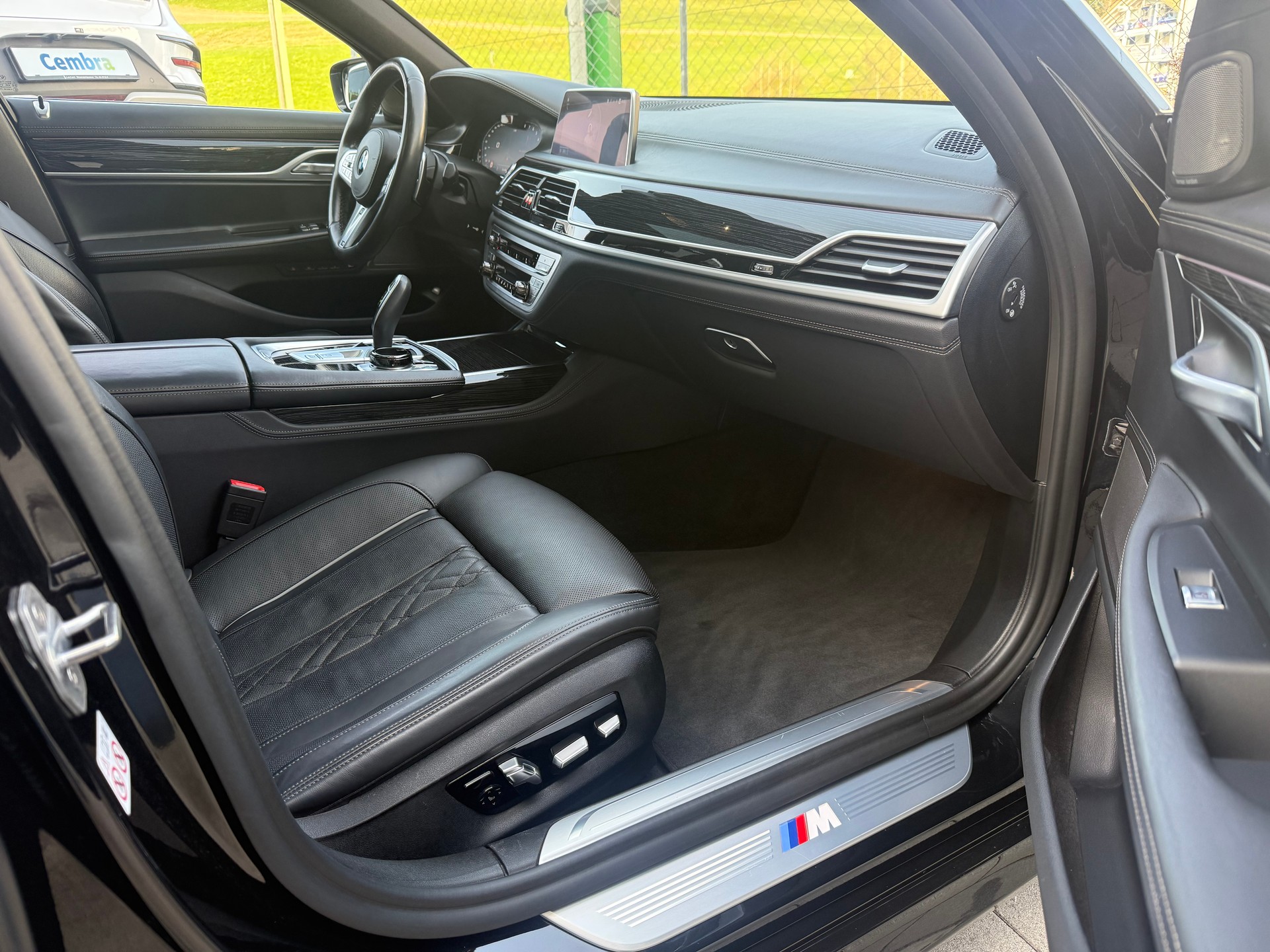 BMW 730d xDrive Steptronic-image-11