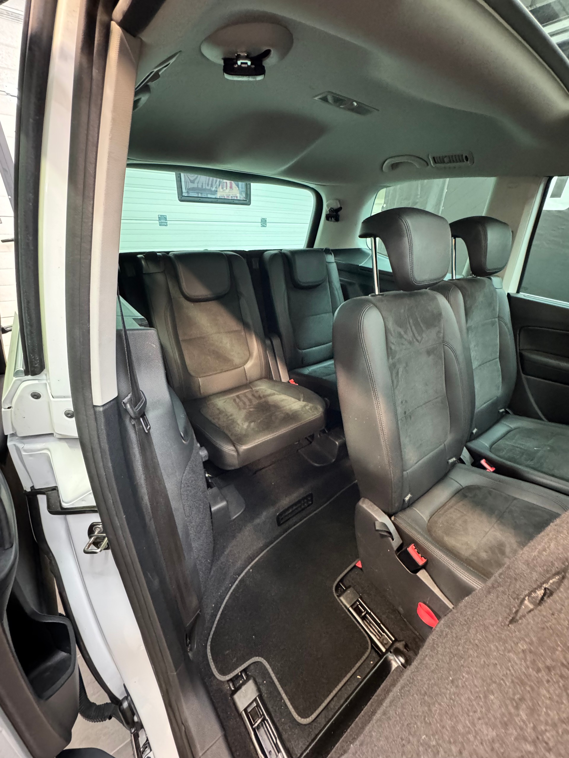 SEAT Alhambra 2.0 TSI Style Advanced DSG-image-9