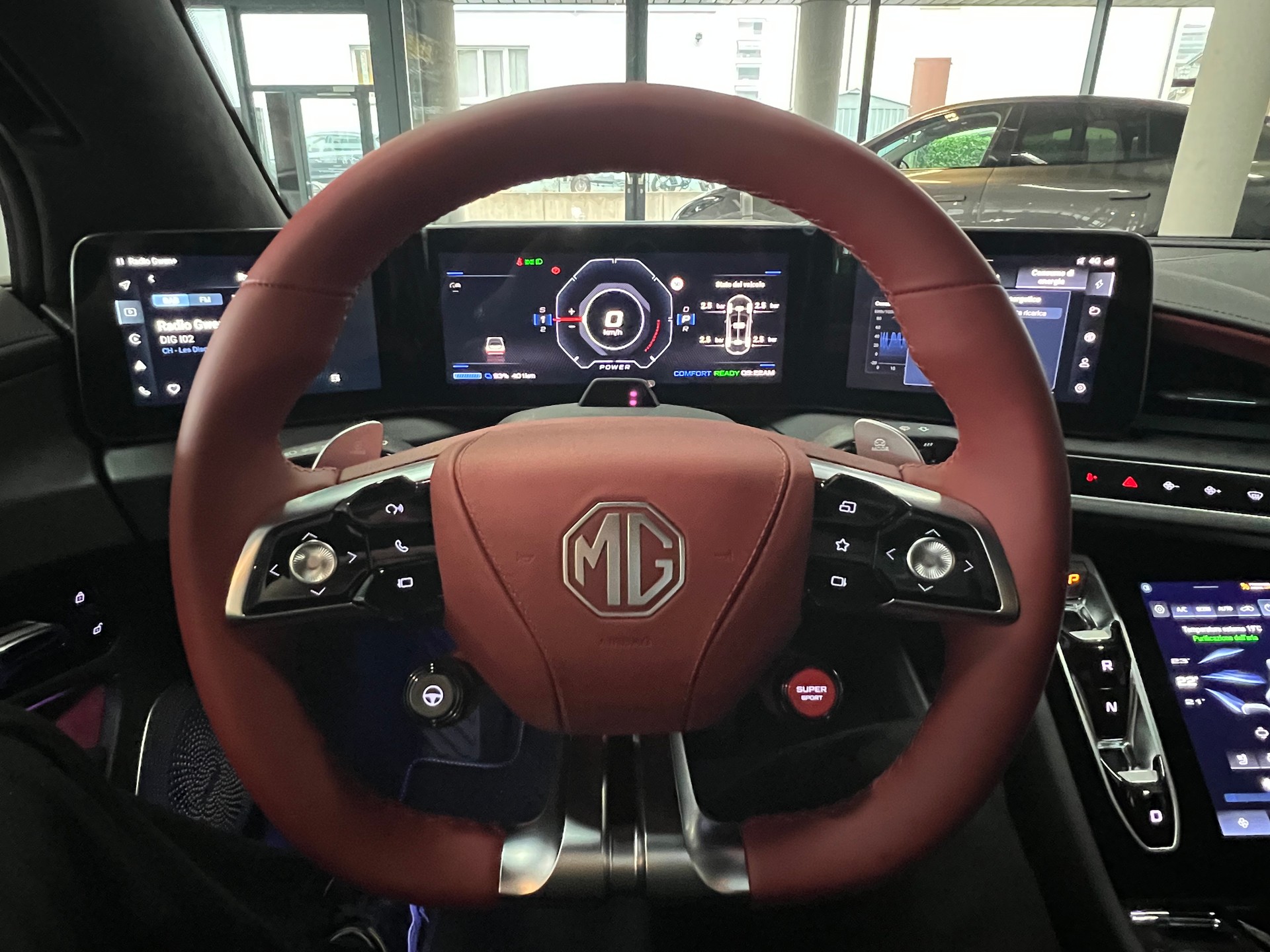 MG Cyberster 77kWh 4WD-image-7