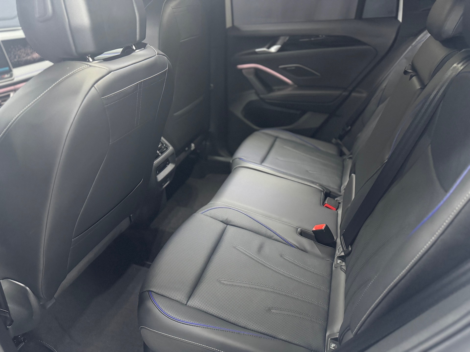 VW Tiguan 2.0TSI DSG R-Li 4M-image-12