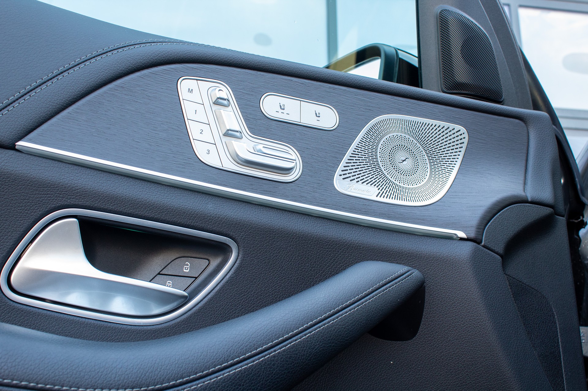 MERCEDES-BENZ GLE 400 d 4Matic AMG Line 9G-Tronic-image-11